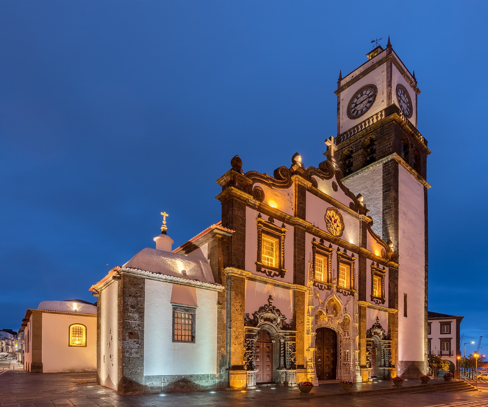 Uličky hlavního města Ponta Delgada