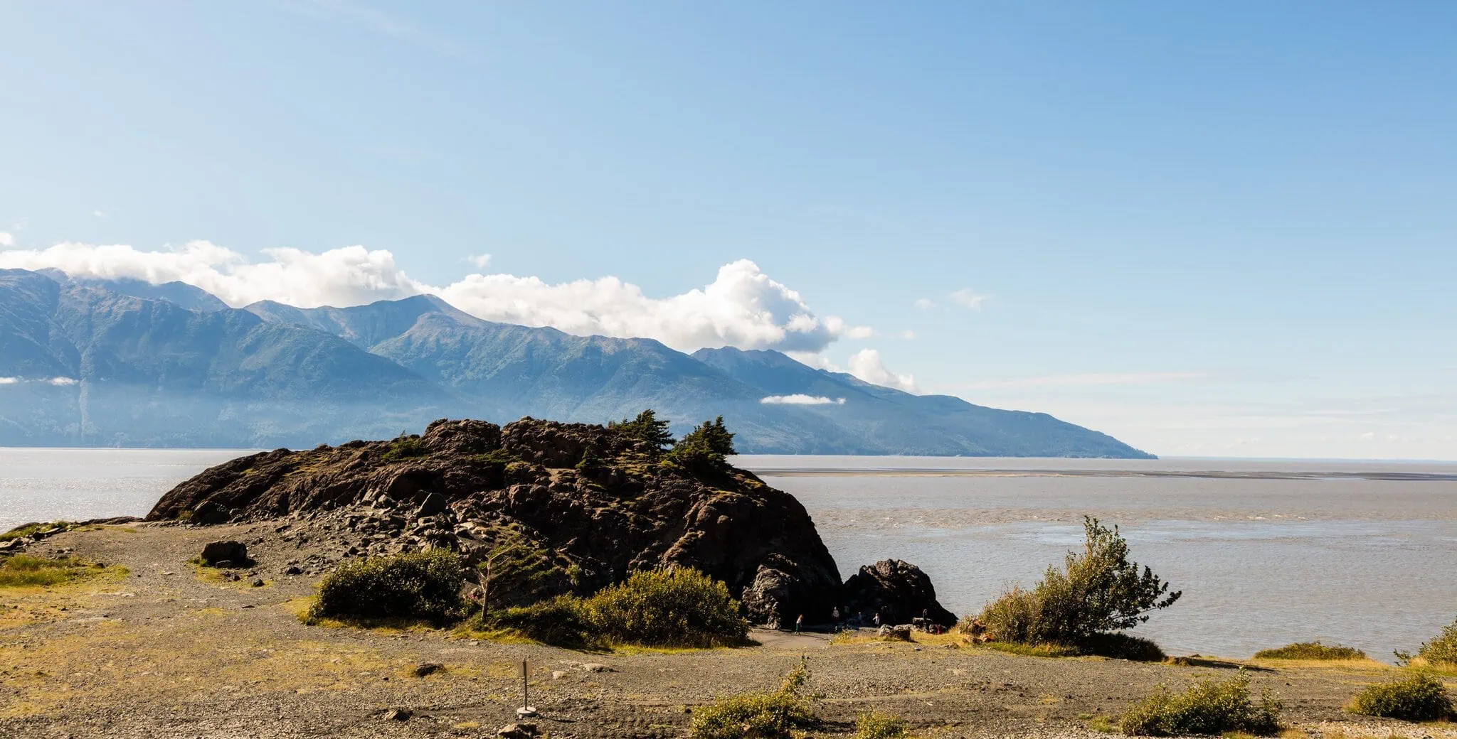Beluga Point a Turnagain Arm, misto pozorovani fenomenu Bore Tide