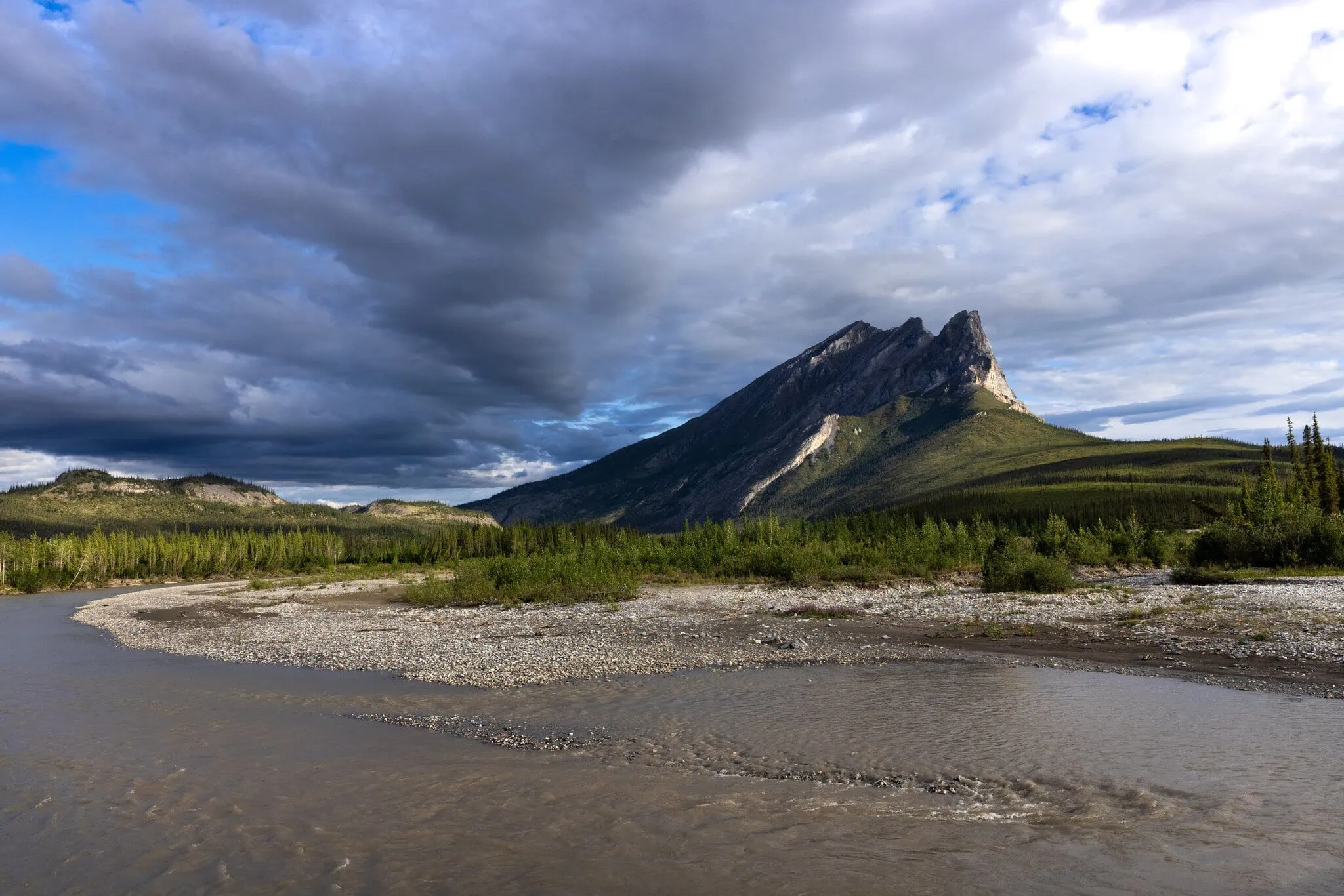 Sukakpak Mountain v Brooks Range