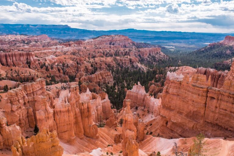 Amfiteátr skalních věží v Bryce Canyon