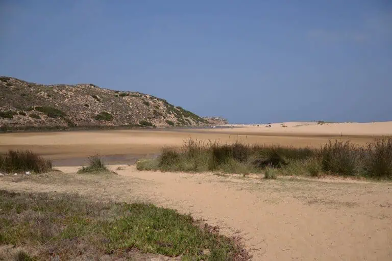 Portugália: útikalauz, tippek és látnivalók 2026 13 Alentejo és a Costa Vicentina: vad strandok és fehér falvak