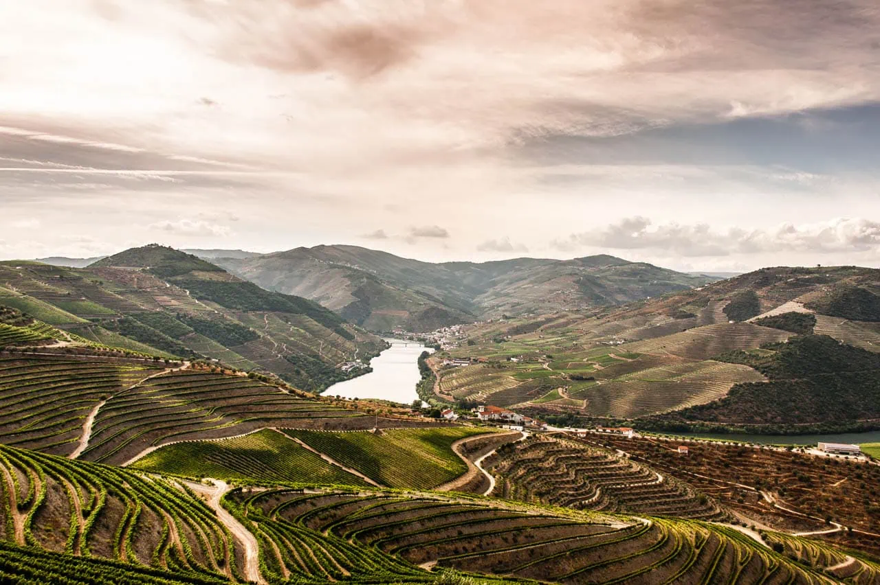 Viaggio in treno sulla Linha do Douro