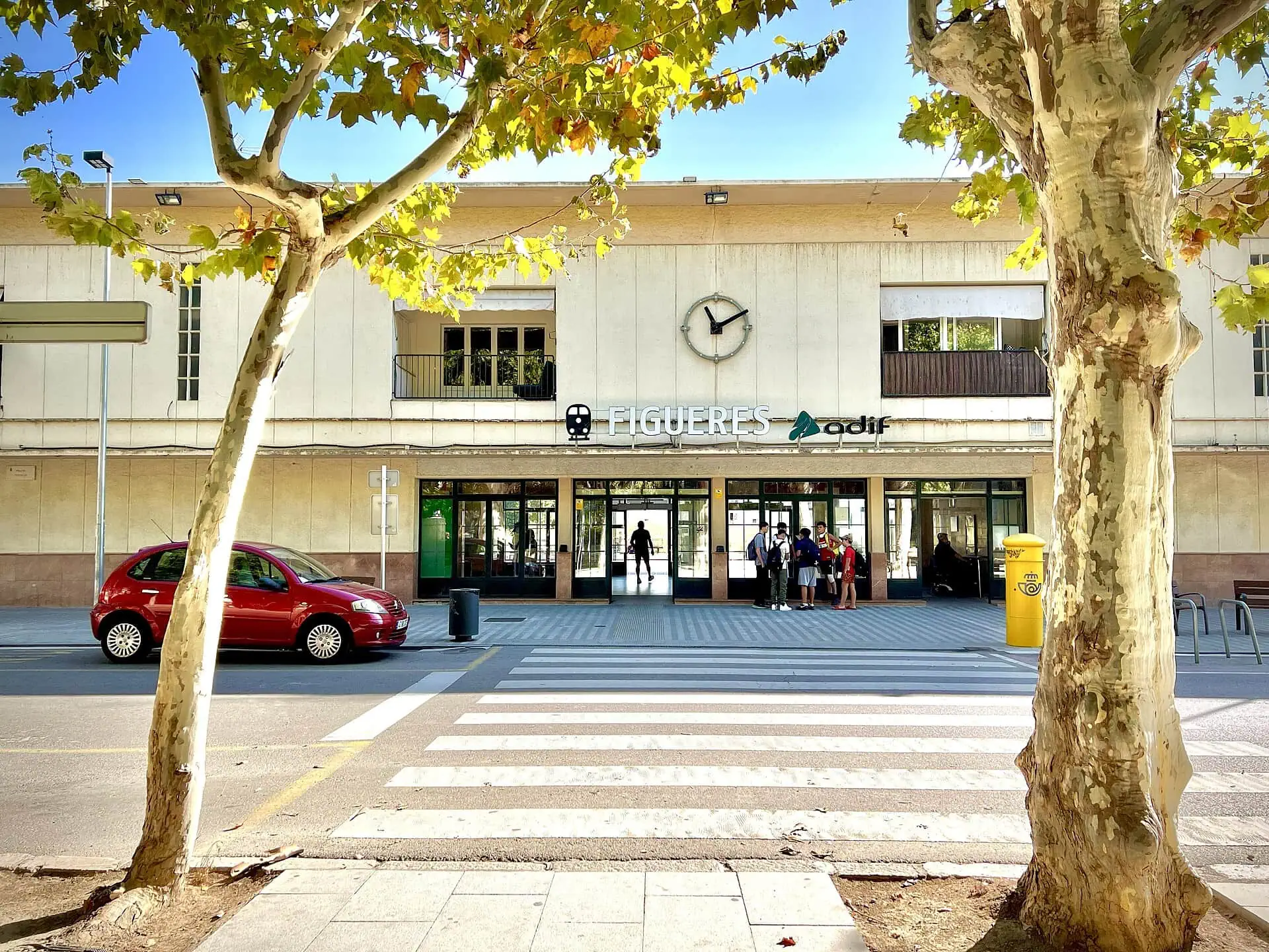 Figueres a Dalího muzeum: surreální výlet z Costa Bravy 11 Dalího trojúhelník: Zátoka Portlligat a Cadaqués