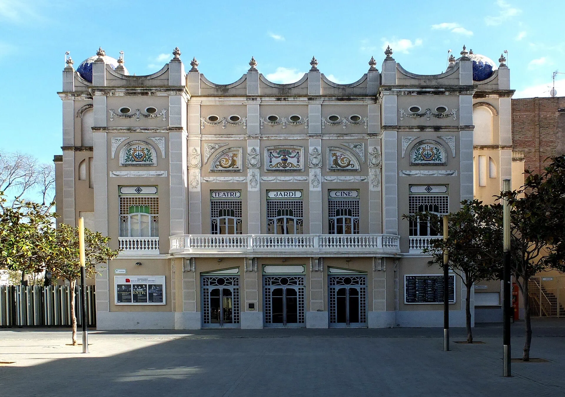 Figueres a Dalího muzeum: surreální výlet z Costa Bravy 3 Kde se ubytovat ve Figueres a okolí