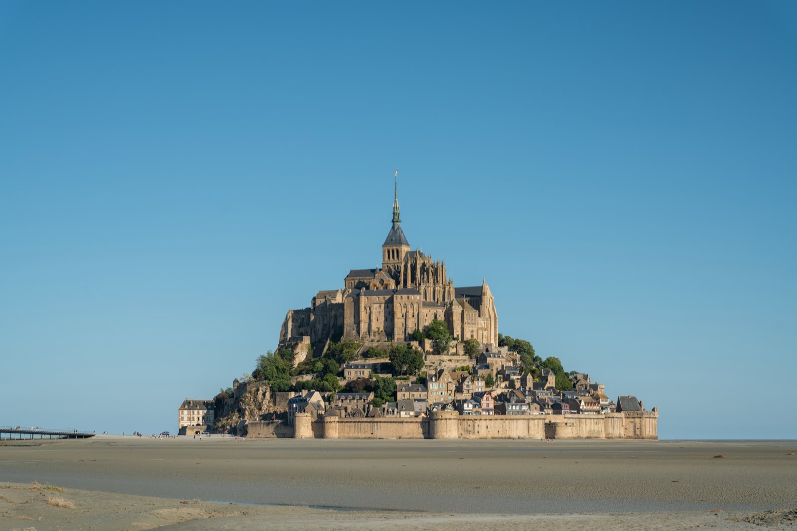 Road trip în Franța: de la Paris până în Normandia în 7 zile 5 Abația Mont-Saint-Michel în timpul refluxului
