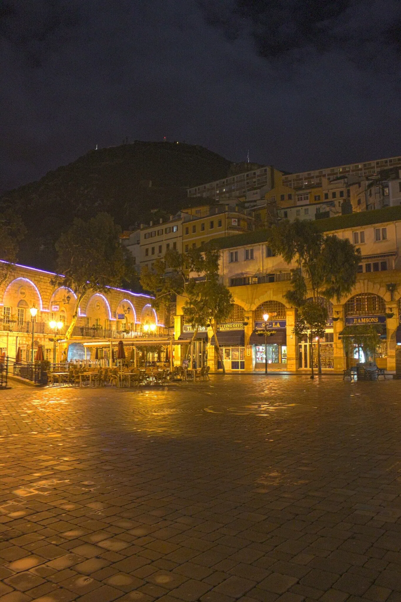 Casemates Square a gastronomie