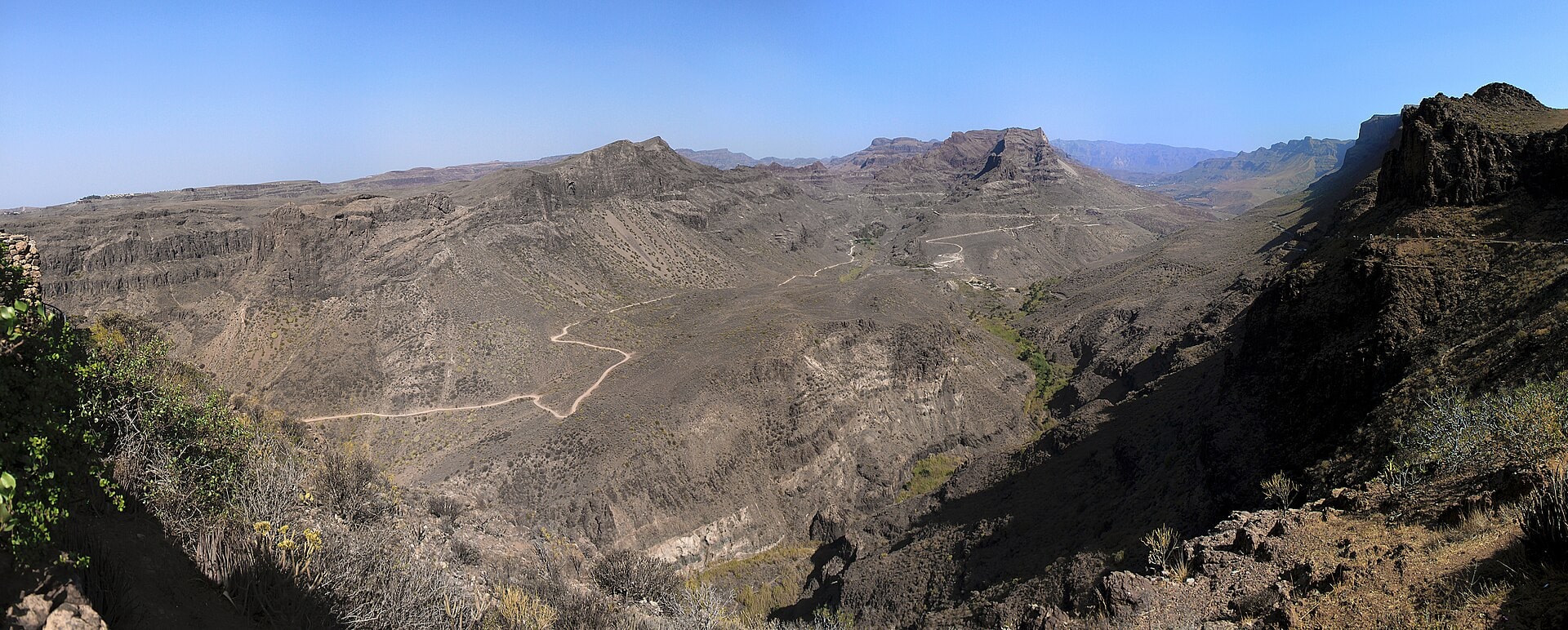 Gran Canaria, Spania: 20 de idei ce să vezi și ce să faci 4 Valea și pitorescul sat Fataga din Gran Canaria