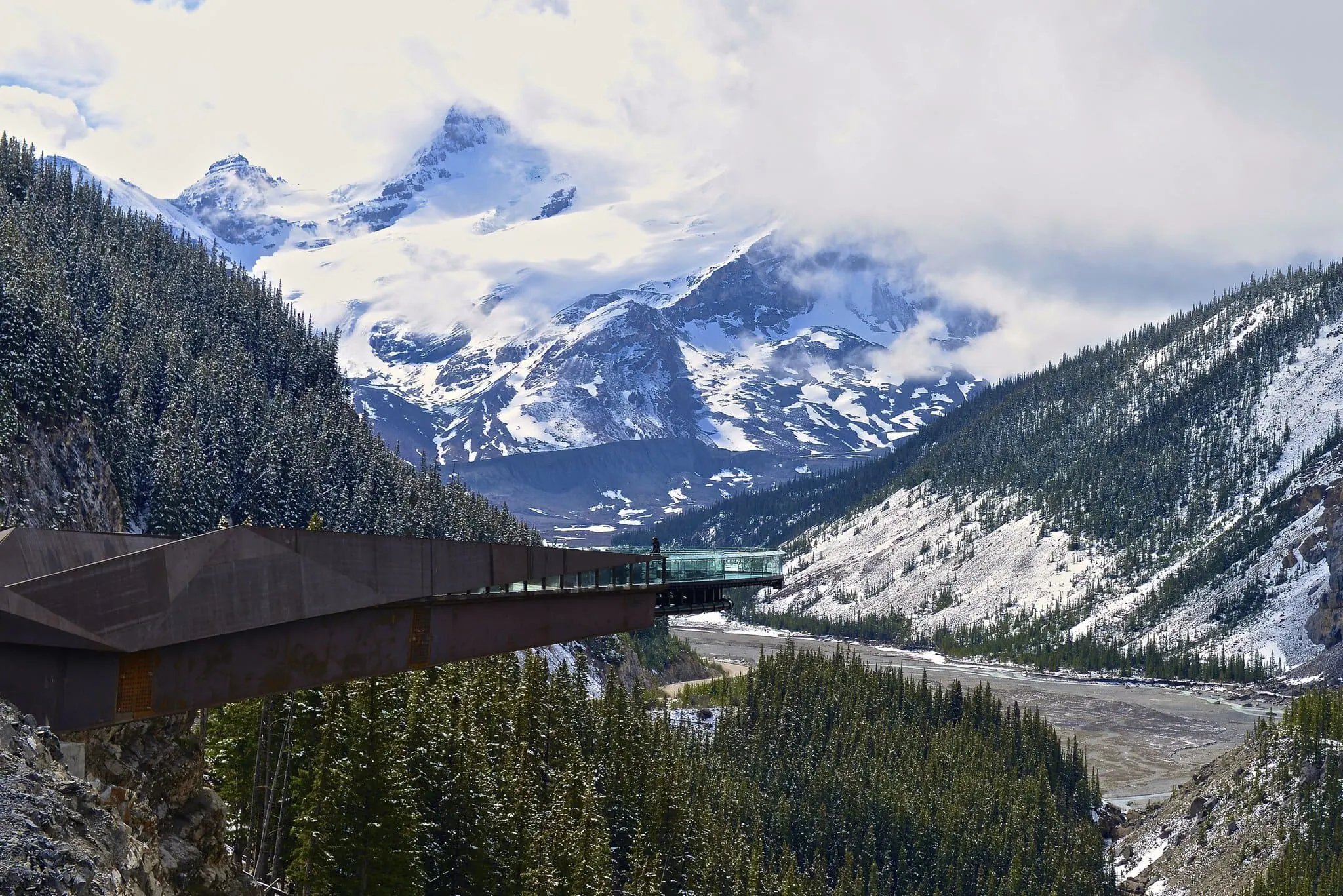 Glacier Skywalk near the Columbia Icefield