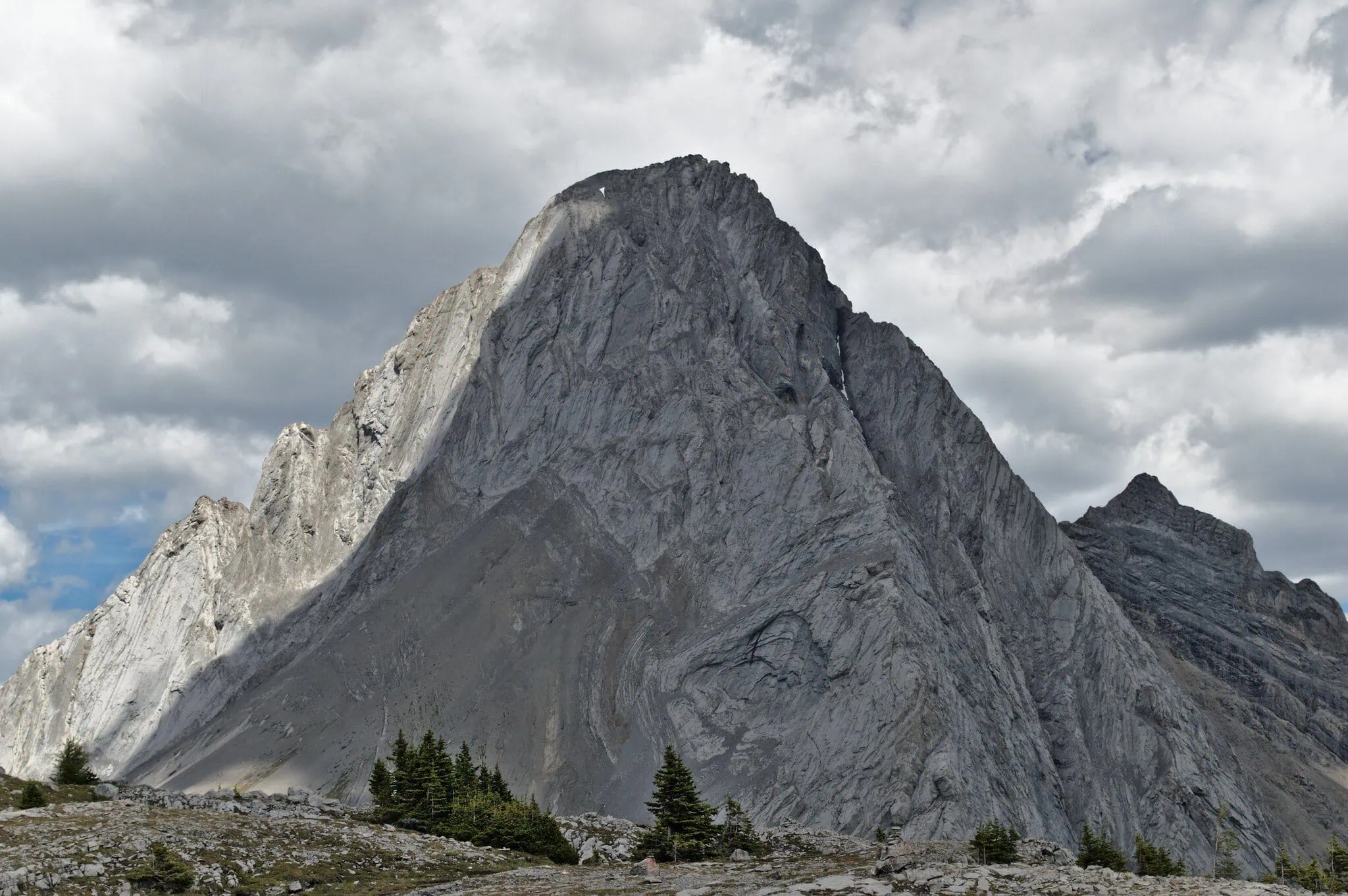 Kananaskis, Kanada: 10 tipů treky mimo davy 10 Mount Birdwood z Burstall Pass v Kananaskis