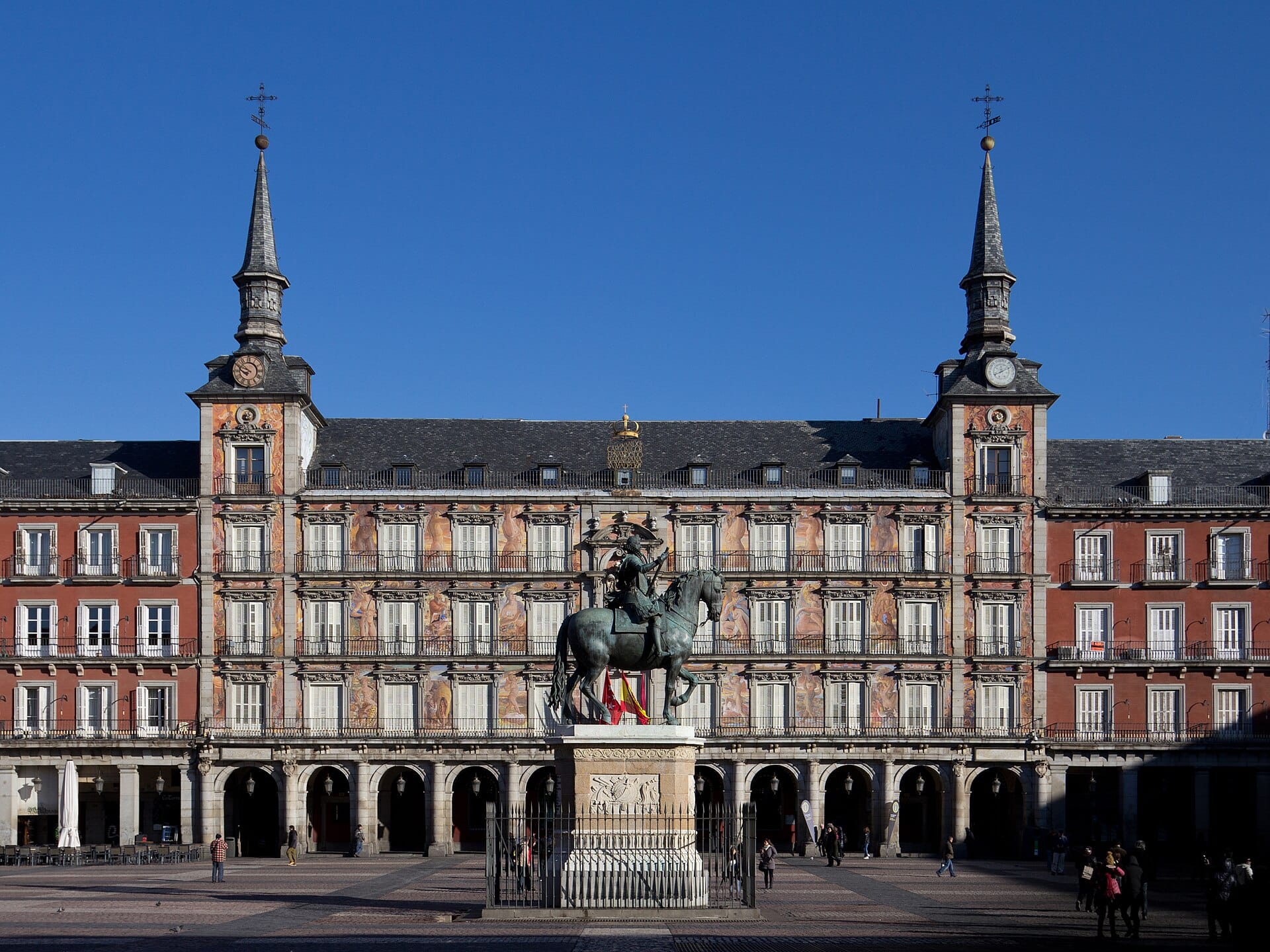 Madrid, Spania: 22 de idei ce să vezi și ce să faci 7 Piața Plaza Mayor
