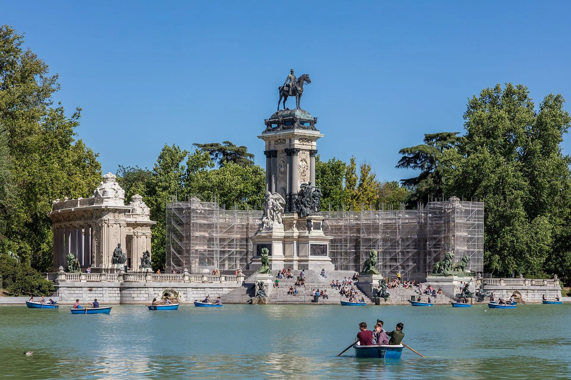 Madrid, Španielsko: 22 tipov, čo vidieť a robiť 9 Park Retiro v Madride