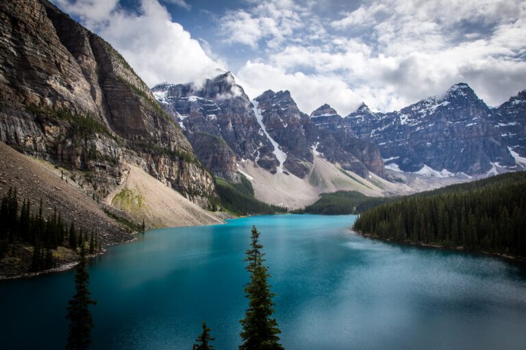 Kanada 11 Moraine Lake, Kanada: 12 tipů, co vidět a dělat v roce 2026