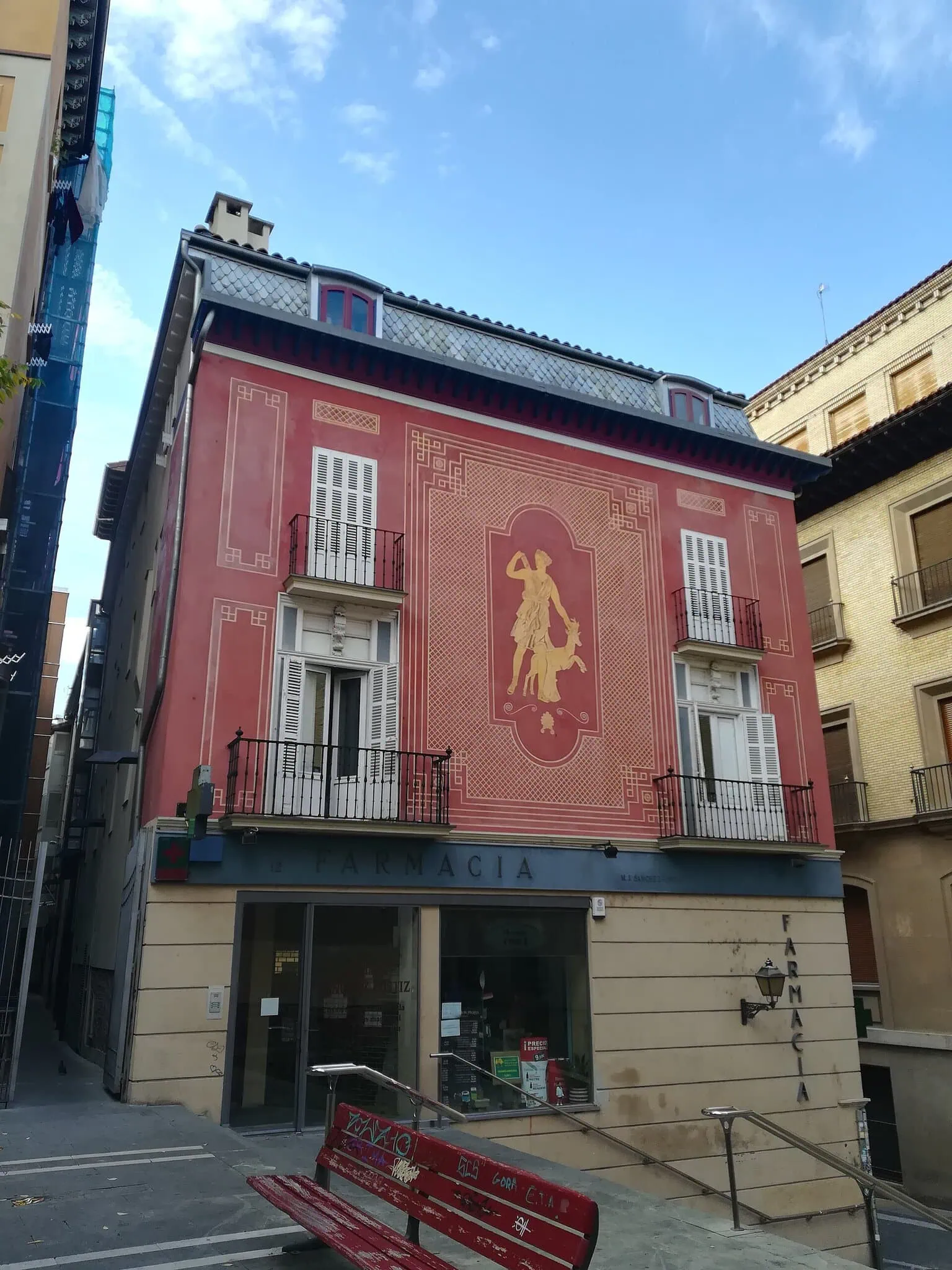 Pamplona, Španělsko: 14 tipů a slavnost San Fermín 7 Kostel San Saturnino