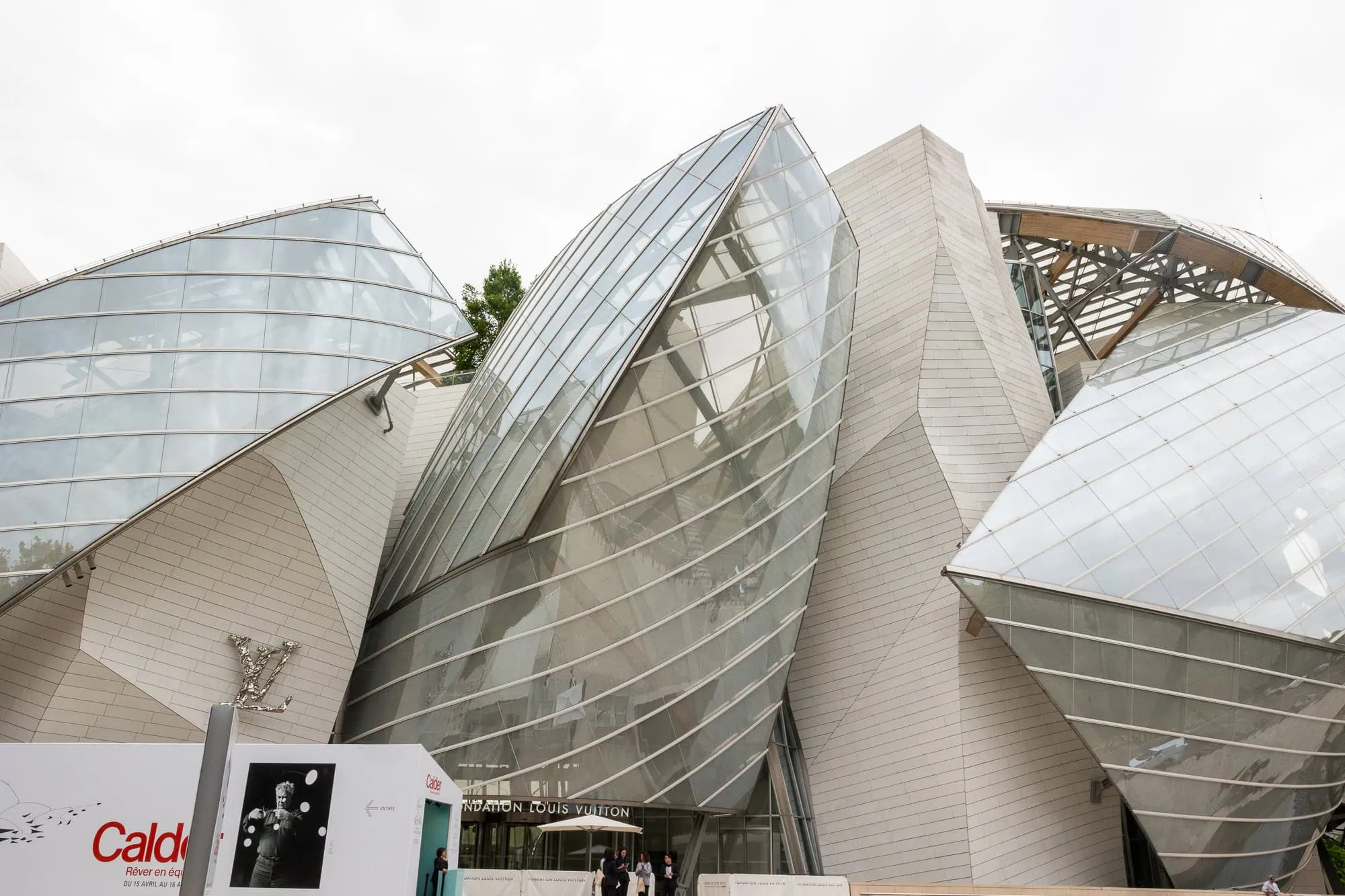 Recenze Hôbou Paris: Autentický francouzský butikový hotel ideální na výlet do Versailles 9 Louis Vuitton Foundation