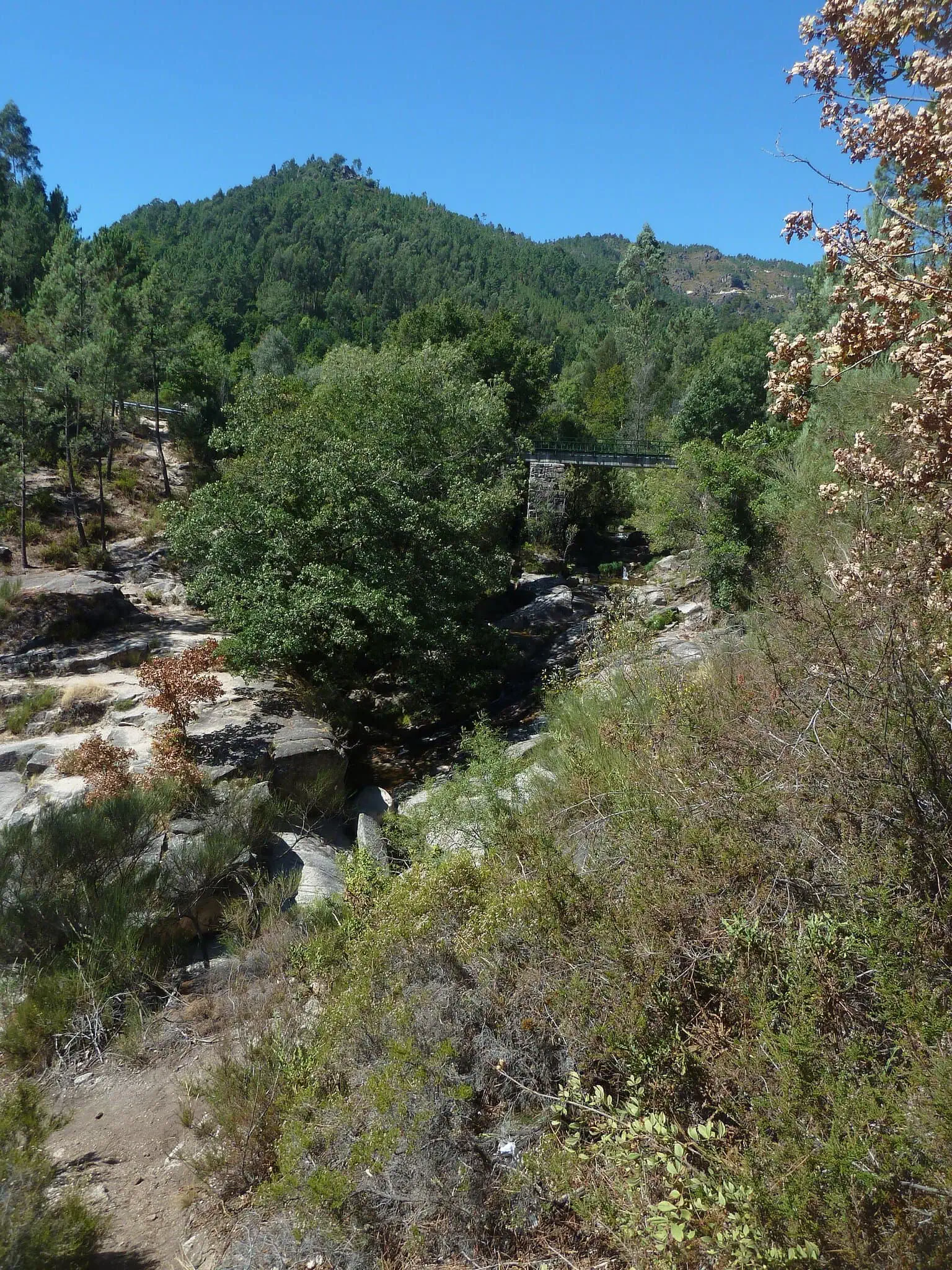 Il villaggio di pietra di Soajo e i suoi iconici granai