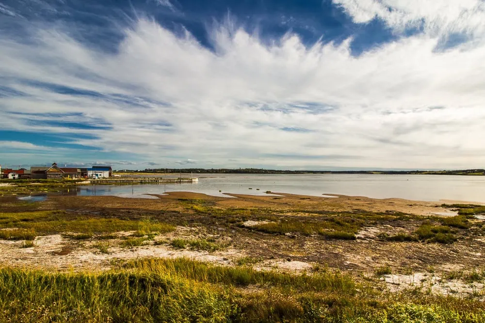 Pobřeží Prince Edward Island National Park za odlivu