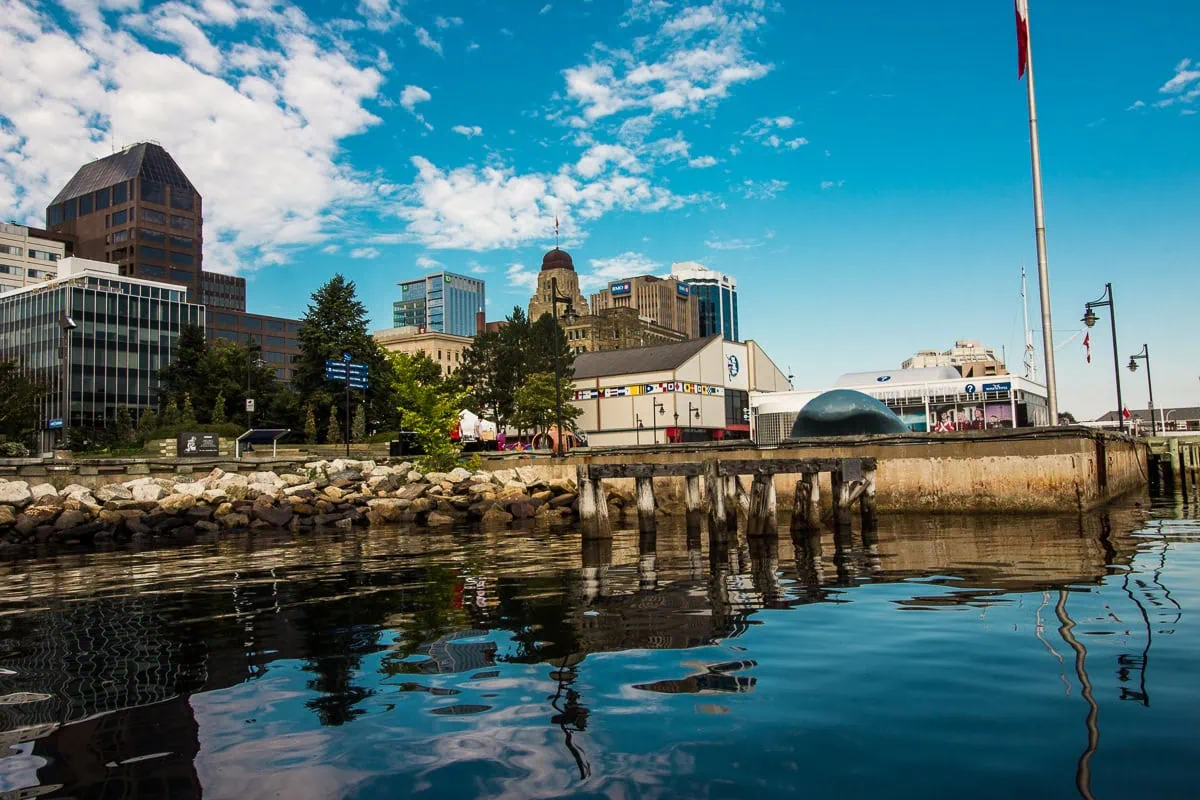 Edifici storici sul lungomare di Halifax