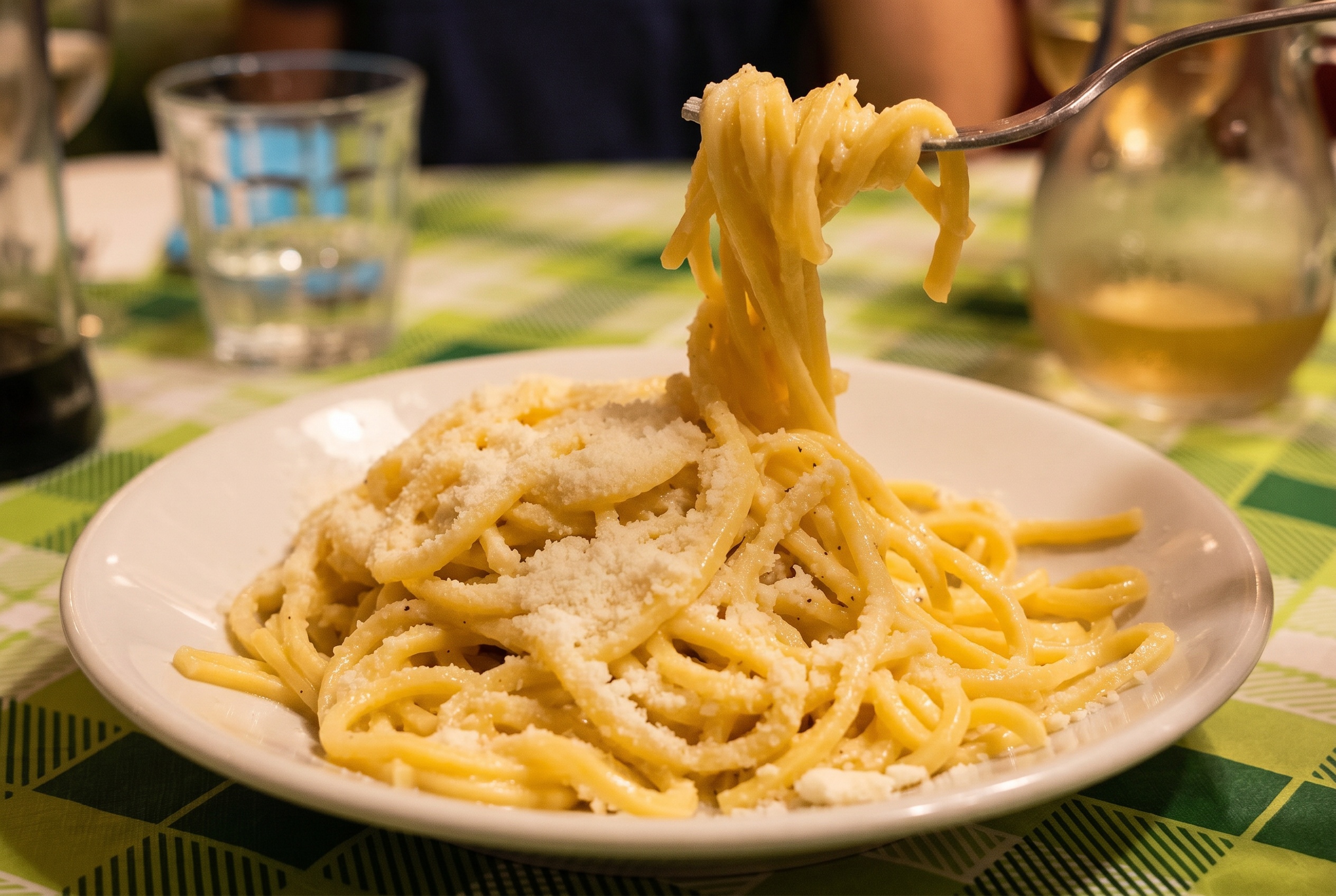 Cacio e pepe, klasické římské vegetariánské těstoviny