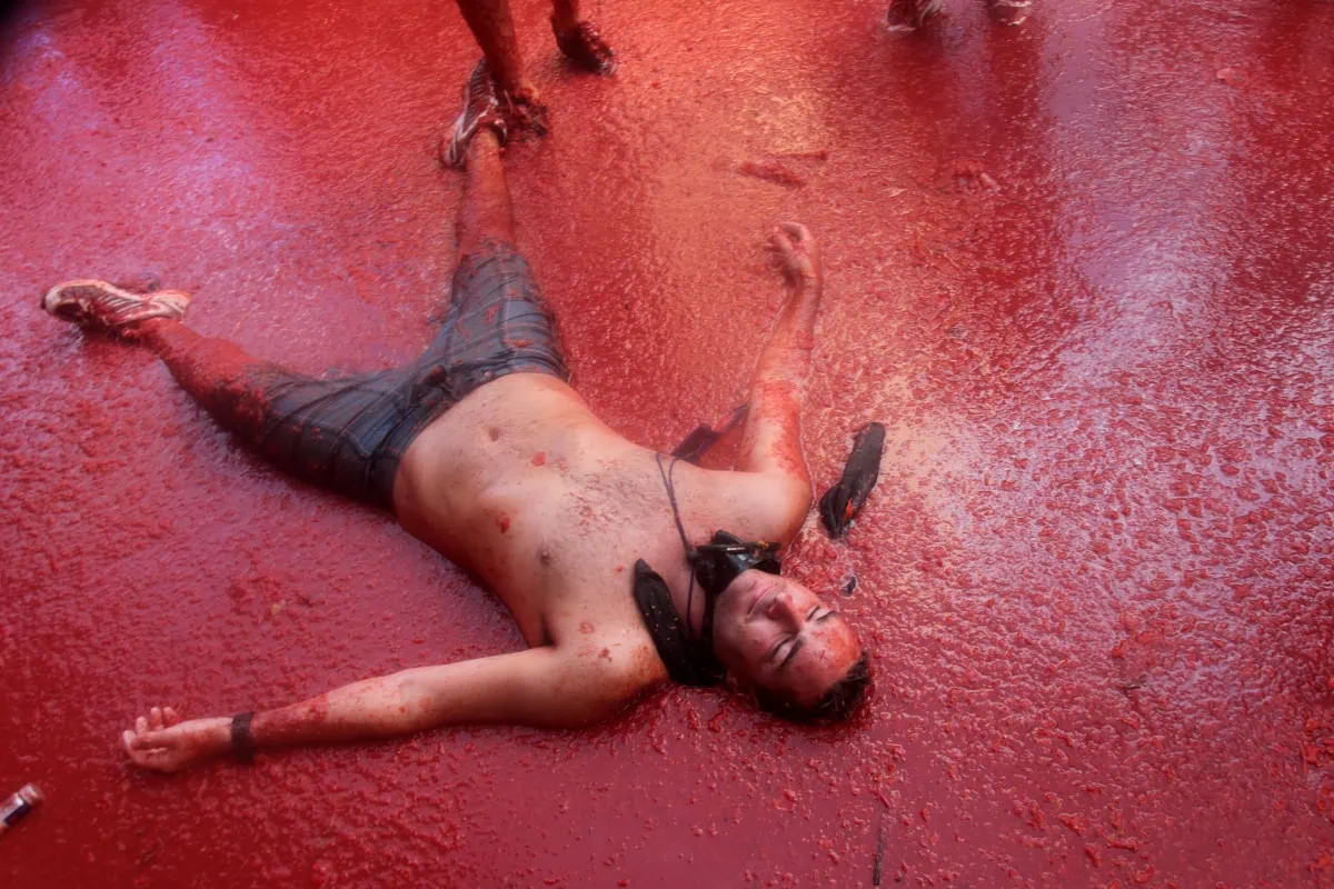 La Tomatina: The Tomato Battle in Buñol (How to Join In) 6 La Tomatina tickets are an absolute must