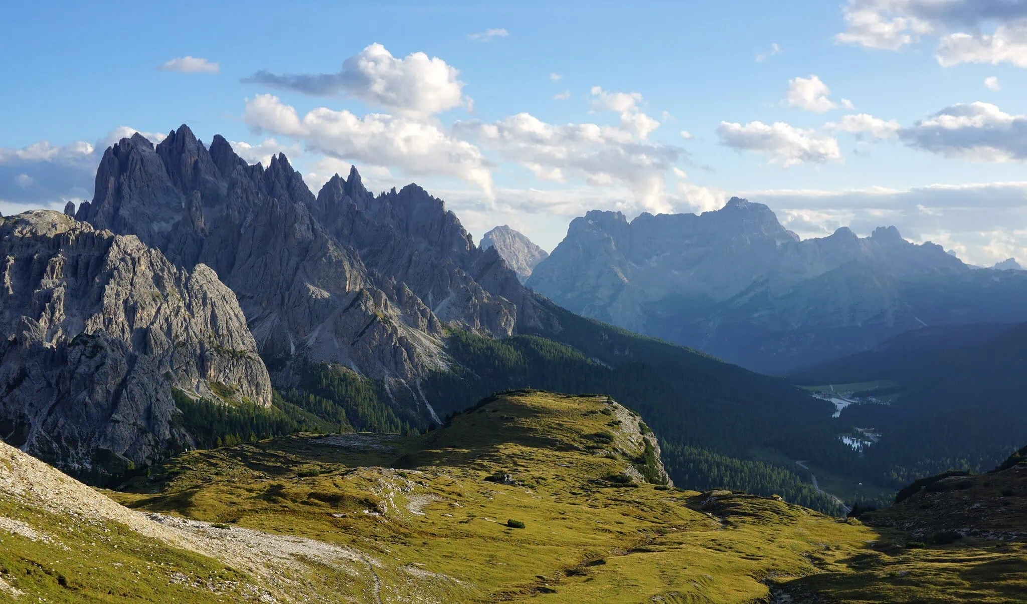 Ostré skalní jehly Cadini di Misurina, ikonická vyhlídka