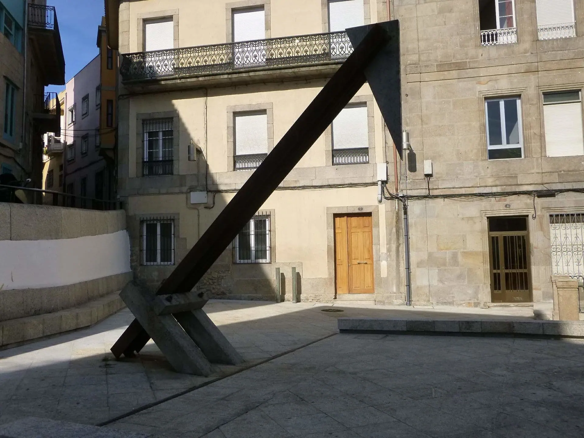 Vigo, Španielsko: 14 tipov a brána na Cíeské ostrovy 2 Historické centrum Casco Vello vo Vigo
