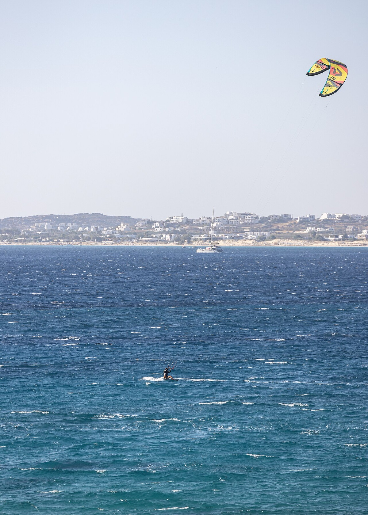 Kitesurfaři na pláži Mikri Vigla, Naxos