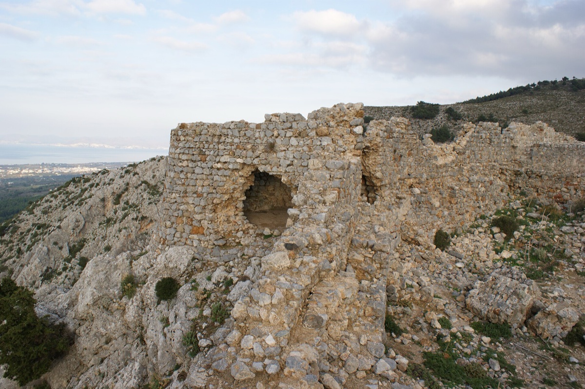 Byzantský hrad Palio Pyli ve vnitrozemí Kosu
