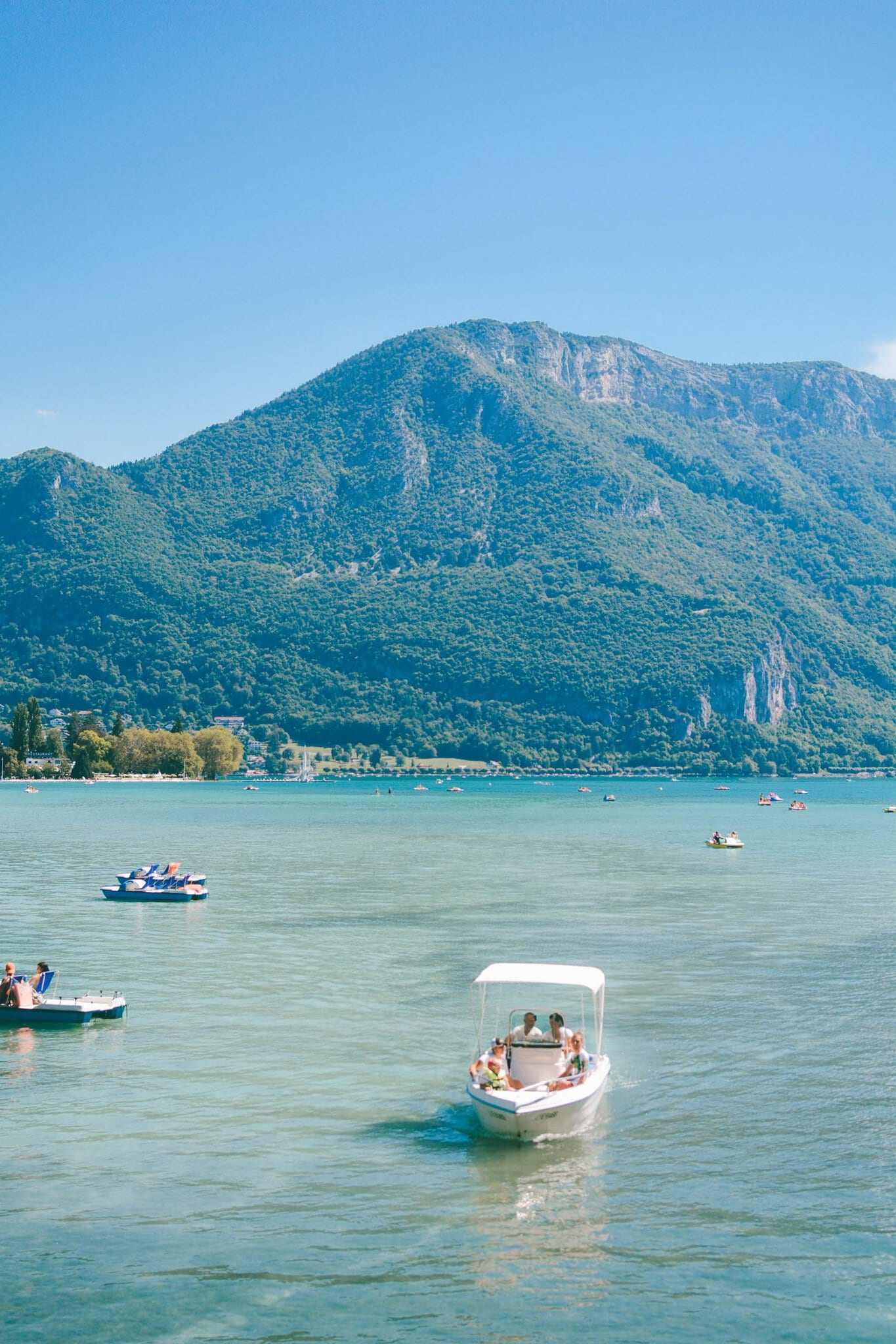 Annecy, Franța: 12 sfaturi pentru Veneția Alpilor în 2026 4 Recomandări concrete de hoteluri în Annecy