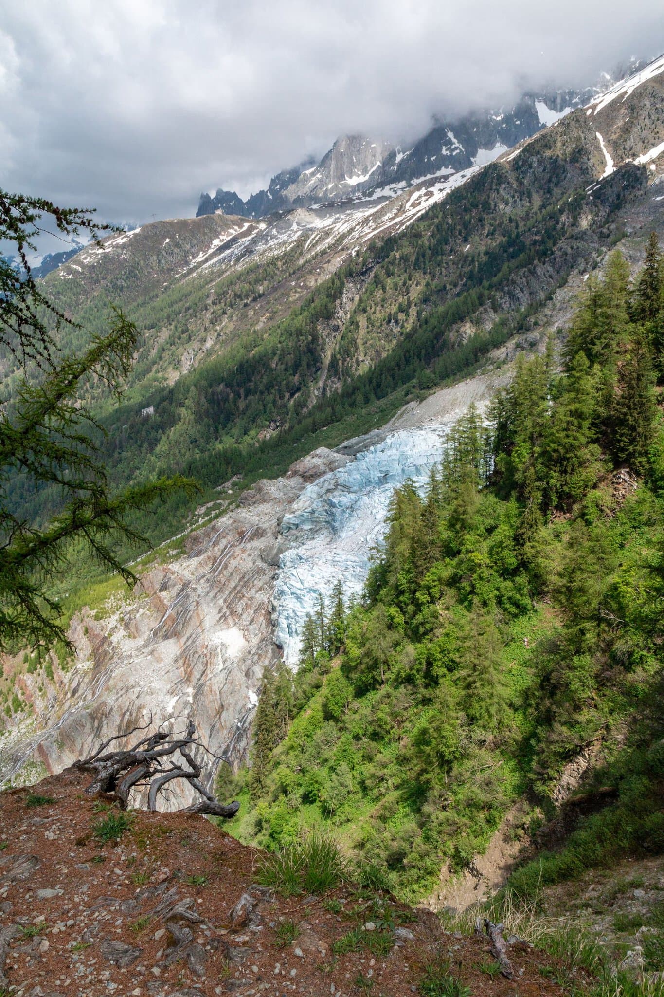 Chamonix Ranska: 13 vinkkiä, mitä nähdä ja kokea 2026 12 Majesteettinen Glacier des Bossons -jäätikkö
