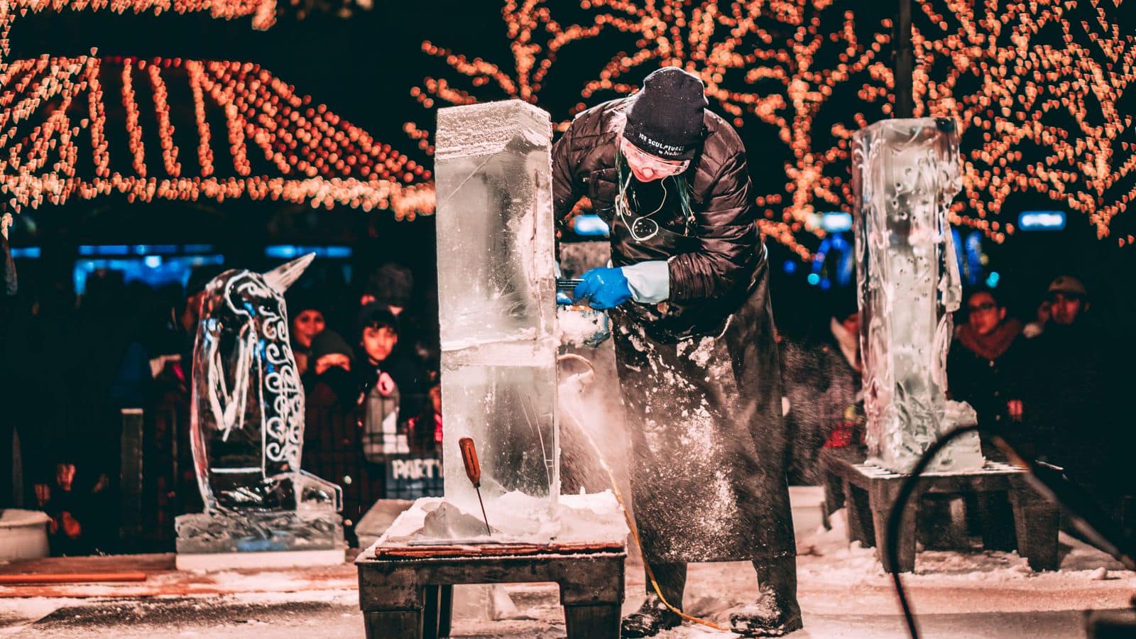 Svolvær: poarta către Lofoten și ce să vezi 2026 8 Barul de gheață Magic Ice