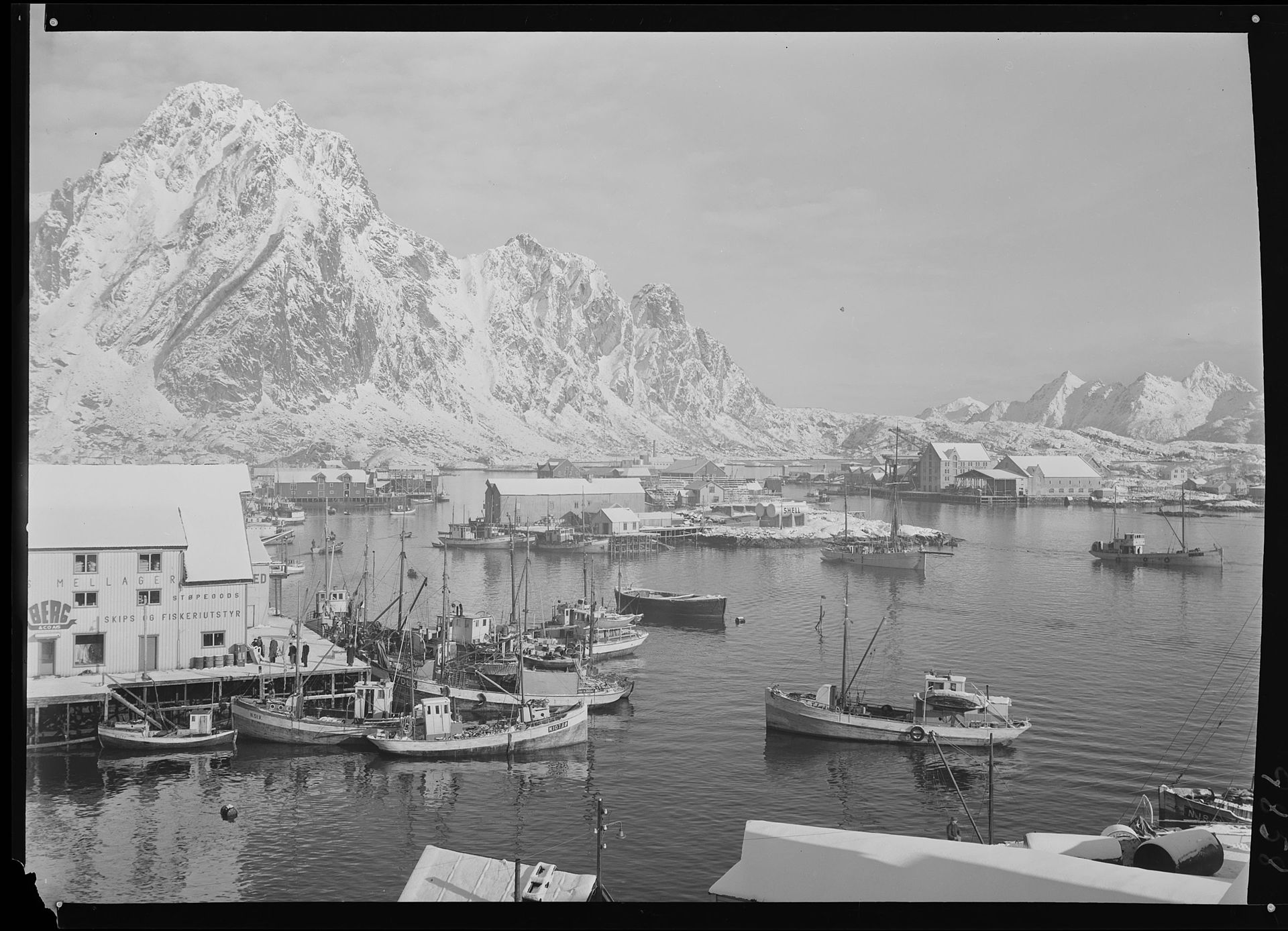 Svolvær: poarta către Lofoten și ce să vezi 2026 4 Portul Svolvær