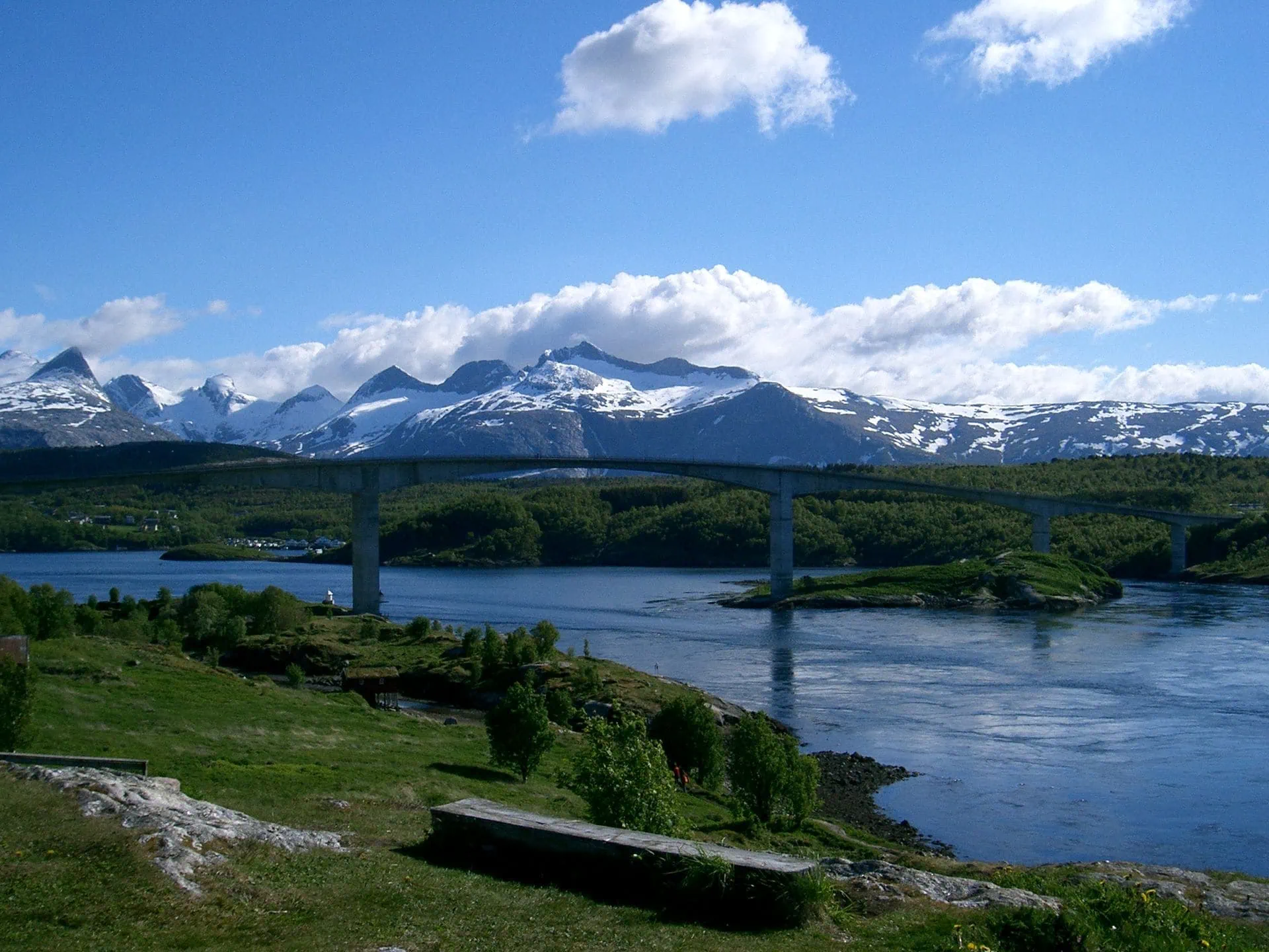 Bodø, Norvegia: da dove parte il traghetto per le Lofoten nel 2026 6 Saltstraumen — il vortice di marea più forte del mondo