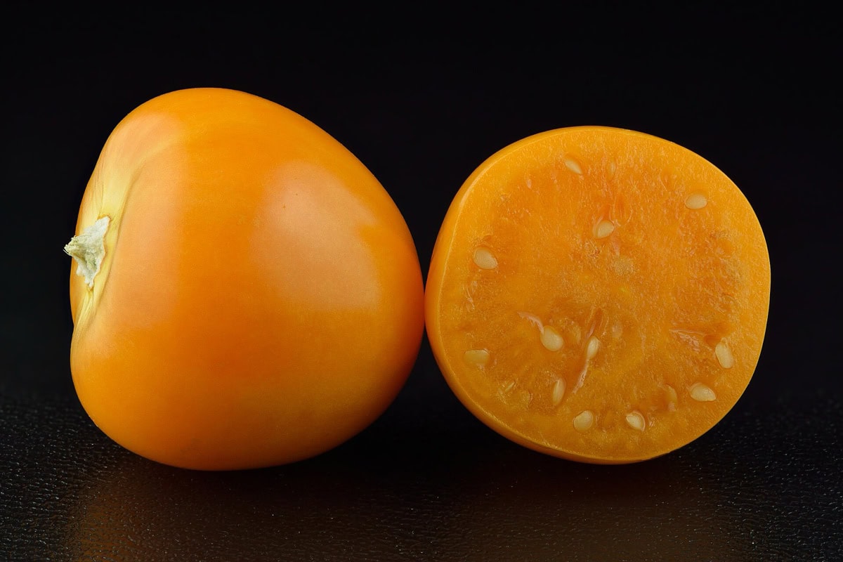 Eksoottiset hedelmät: 18 lajia, jotka sinun on maistettava 15 Oranssit physalis-hedelmät
