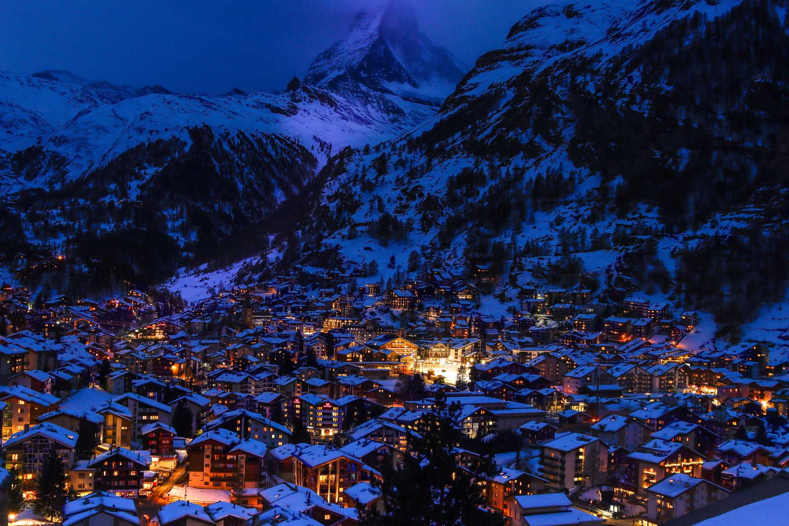 Zermatt a Matterhorn: 17 tipov, čo vidieť a robiť v roku 2026 9 5-Seenweg čiže trek piatich jazier