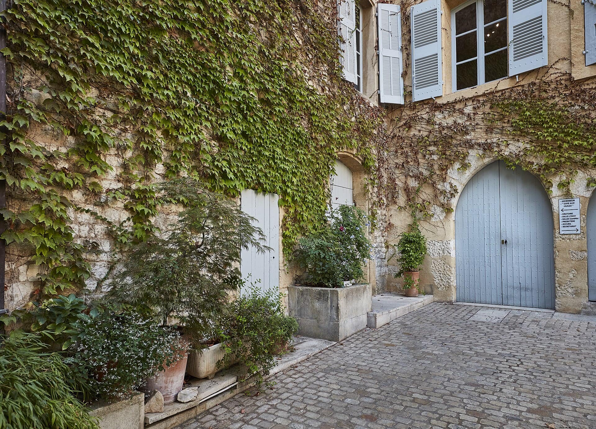 Campos de lavanda na Provence (França): quando e onde ir em 2026 15 Aix-en-Provence como base elegante