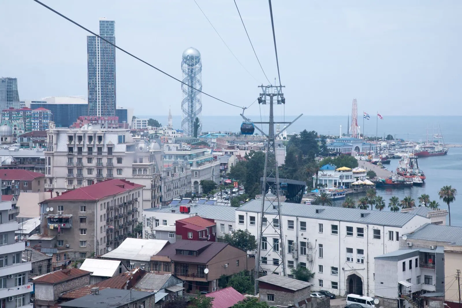Batumi, Grúzia: 22 tipp, mit nézz meg a Fekete-tengernél 2026-ban 6 Batumi Boulevard — pálmafasoros sétány