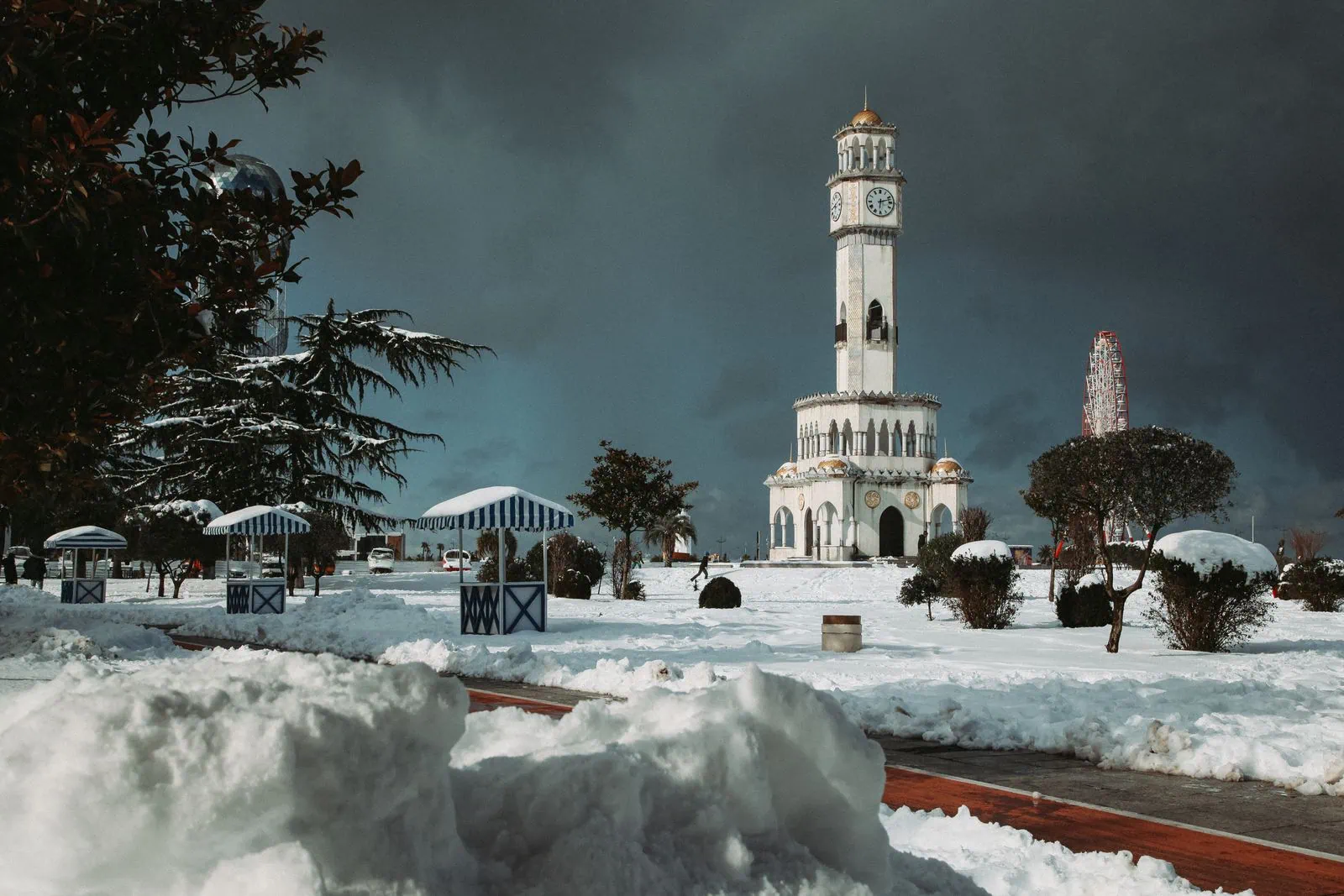Batumi, Grúzia: 22 tipp, mit nézz meg a Fekete-tengernél 2026-ban 13 Chacha Tower — torony meglepetéssel