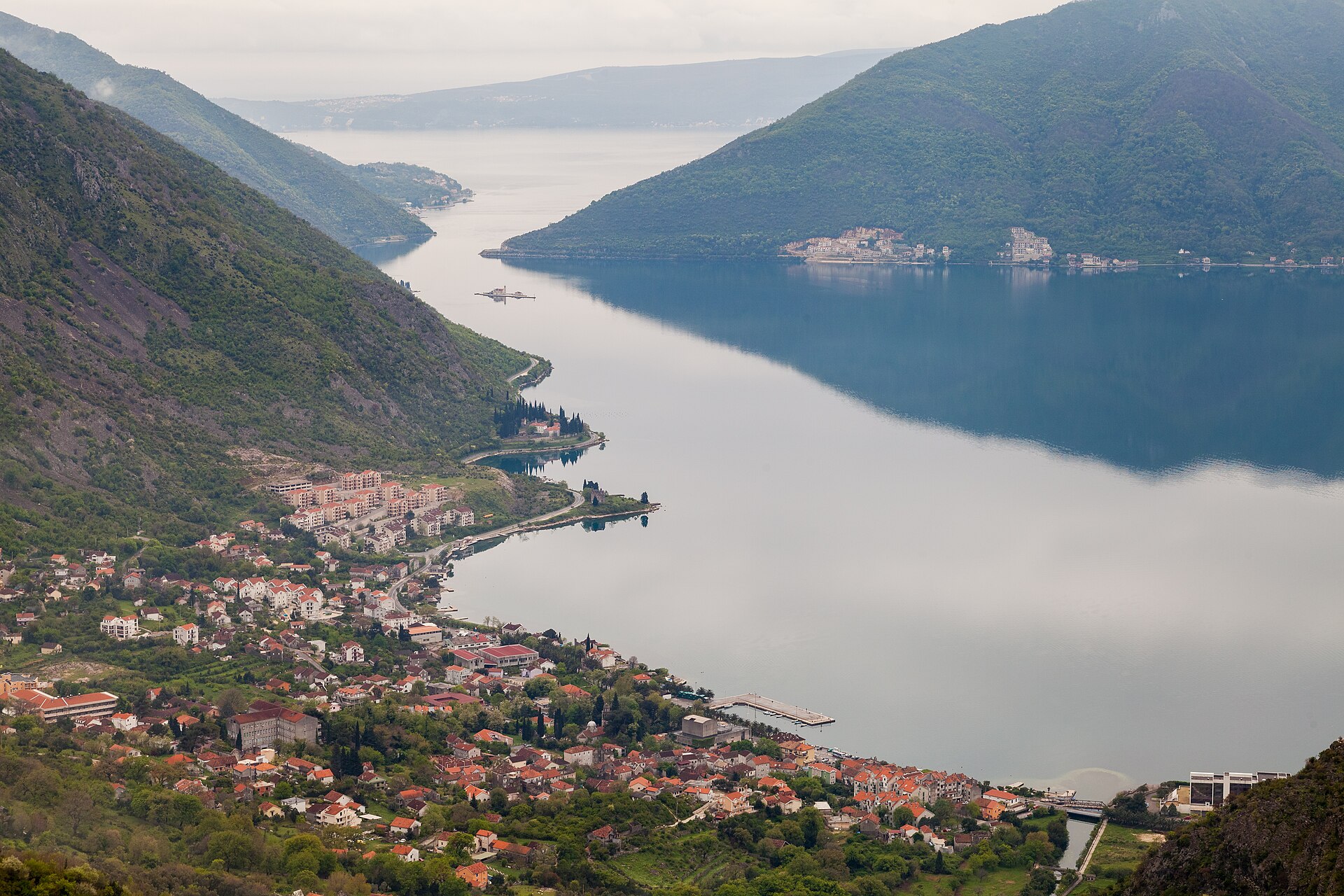 Boka Kotorská a Perast: 12 tipů, co vidět a dělat 11 Risan: Nejstarší osada a římské mozaiky