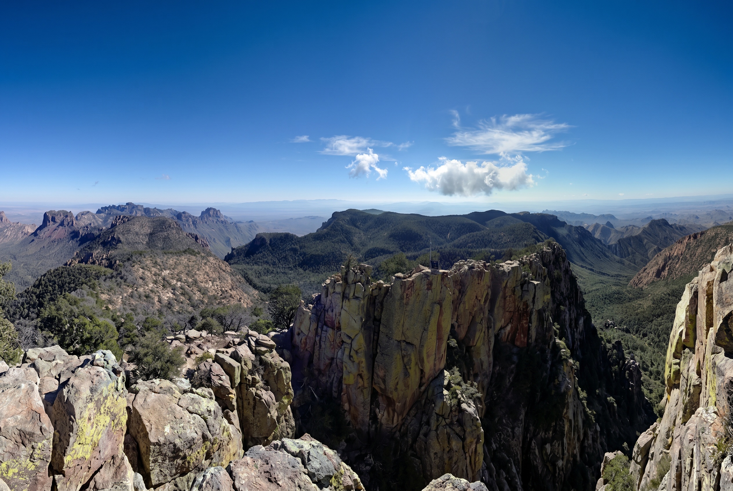 Big Bend National Park, Texas: 15 tipů, co vidět a dělat 14 Výhled z vrcholu Emory Peak
