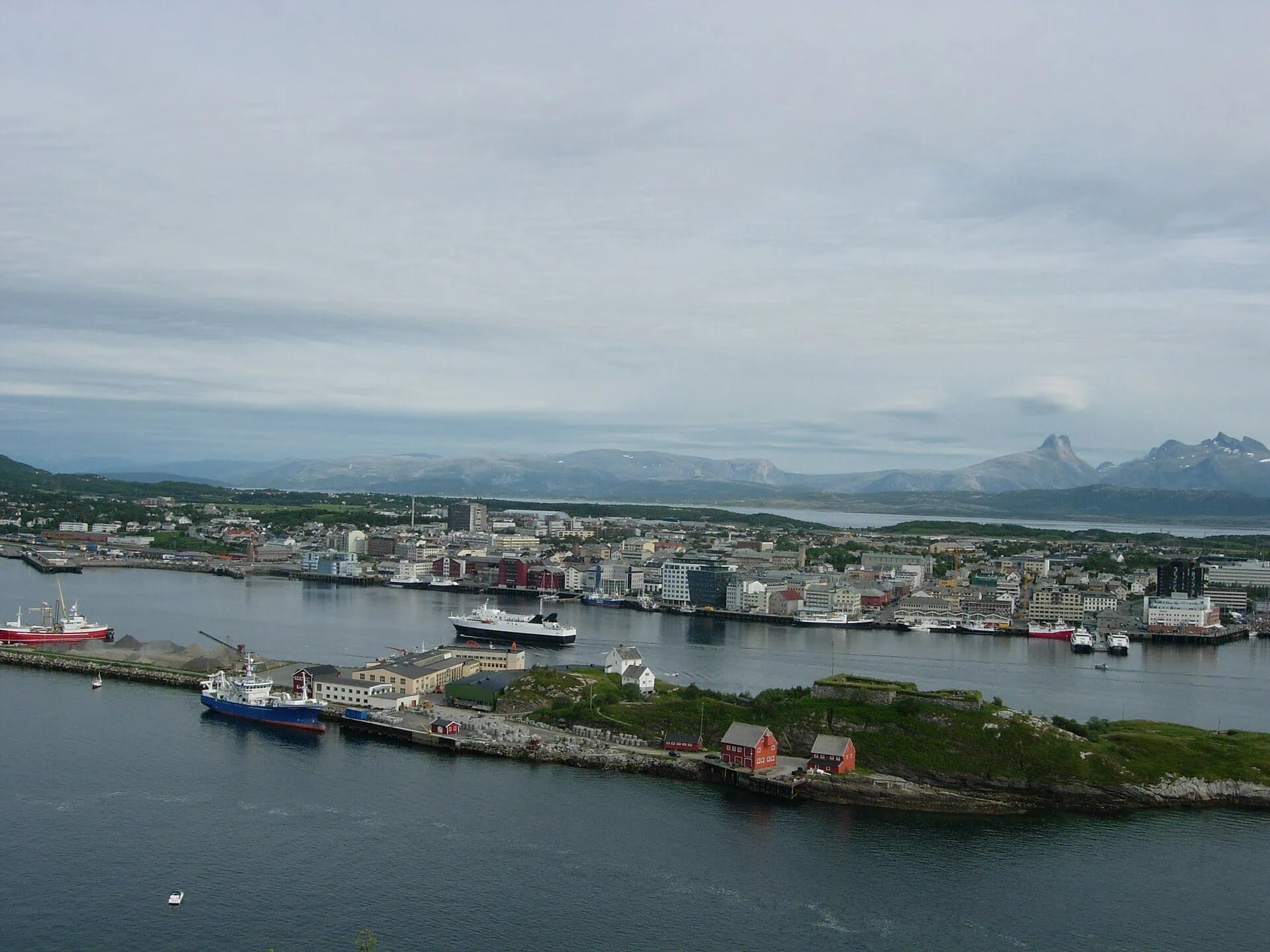 Bodø, Norvegia: da dove parte il traghetto per le Lofoten nel 2026 5 Traghetto Bodø–Moskenes: l'alfa e l'omega del viaggio