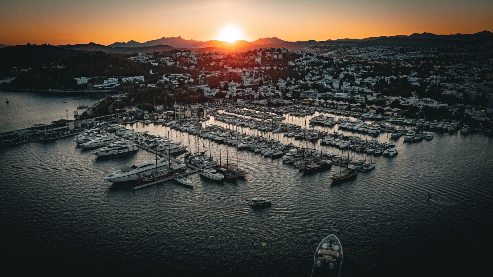 Bodrum, Turcia: 12 lucruri de văzut + împrejurimi în 2026 2 Unde să te cazezi în Bodrum