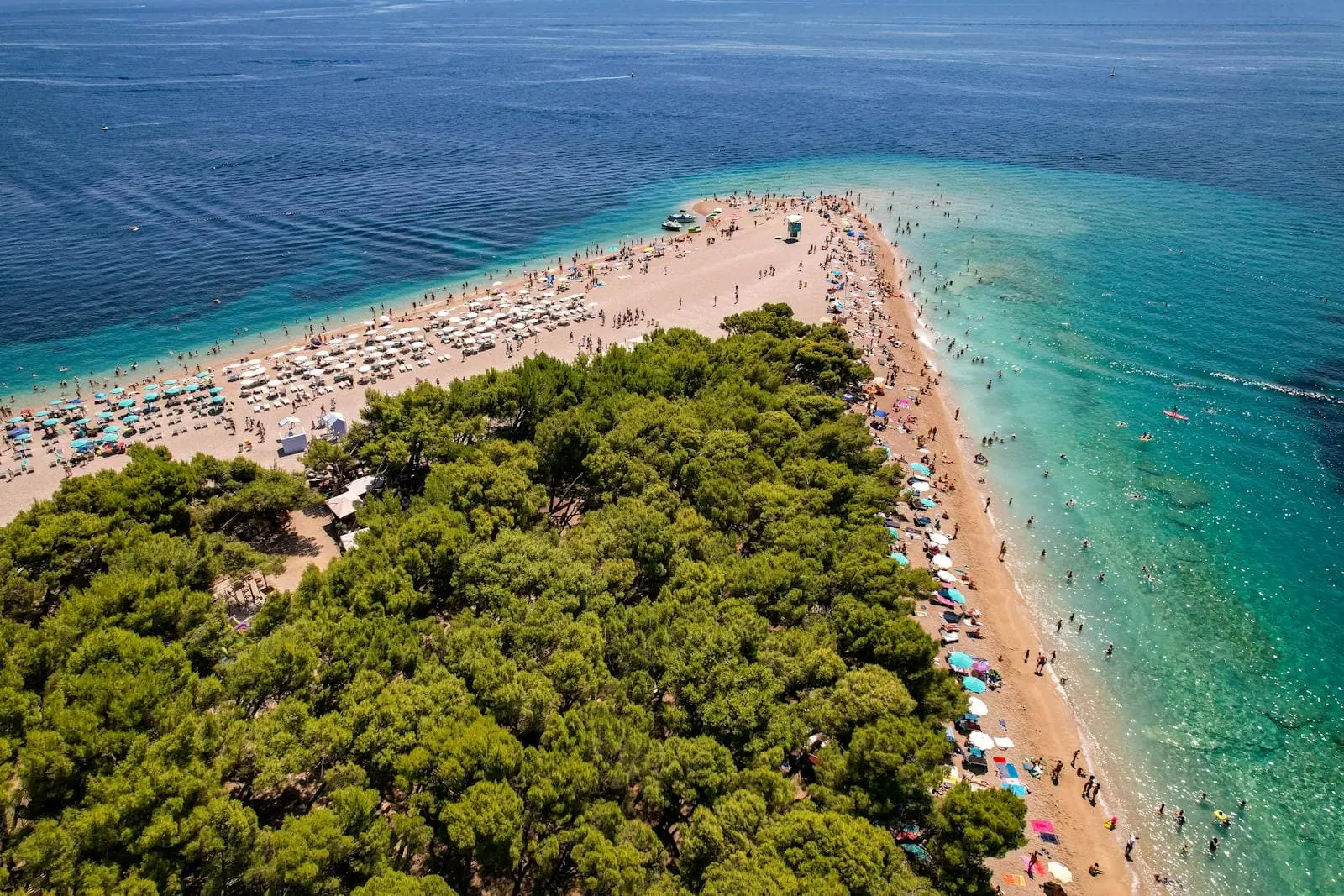 Brač, Kroatien: 12 tips + Zlatni Rat 2026 19 Vanliga frågor