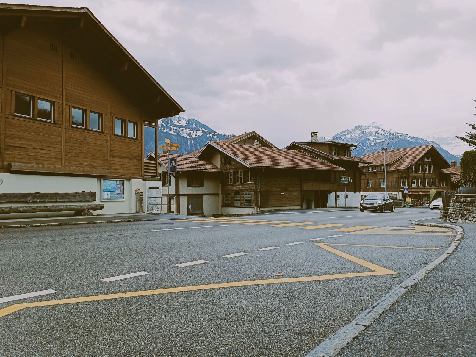 Interlaken (Suiza) y Jungfraujoch: 14 cosas que ver y hacer 2026 14 Las atronadoras cascadas Giessbachfälle