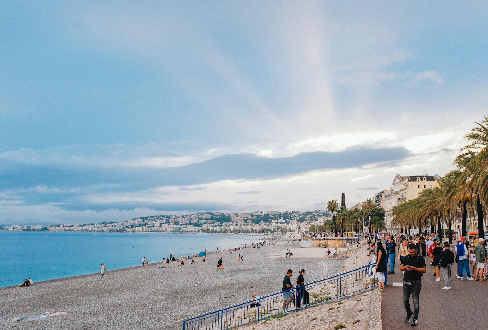 Riviera Franceză: 14 sfaturi pentru Coasta de Azur în 2026 2 Când să mergi la Nisa și pe restul Rivierei