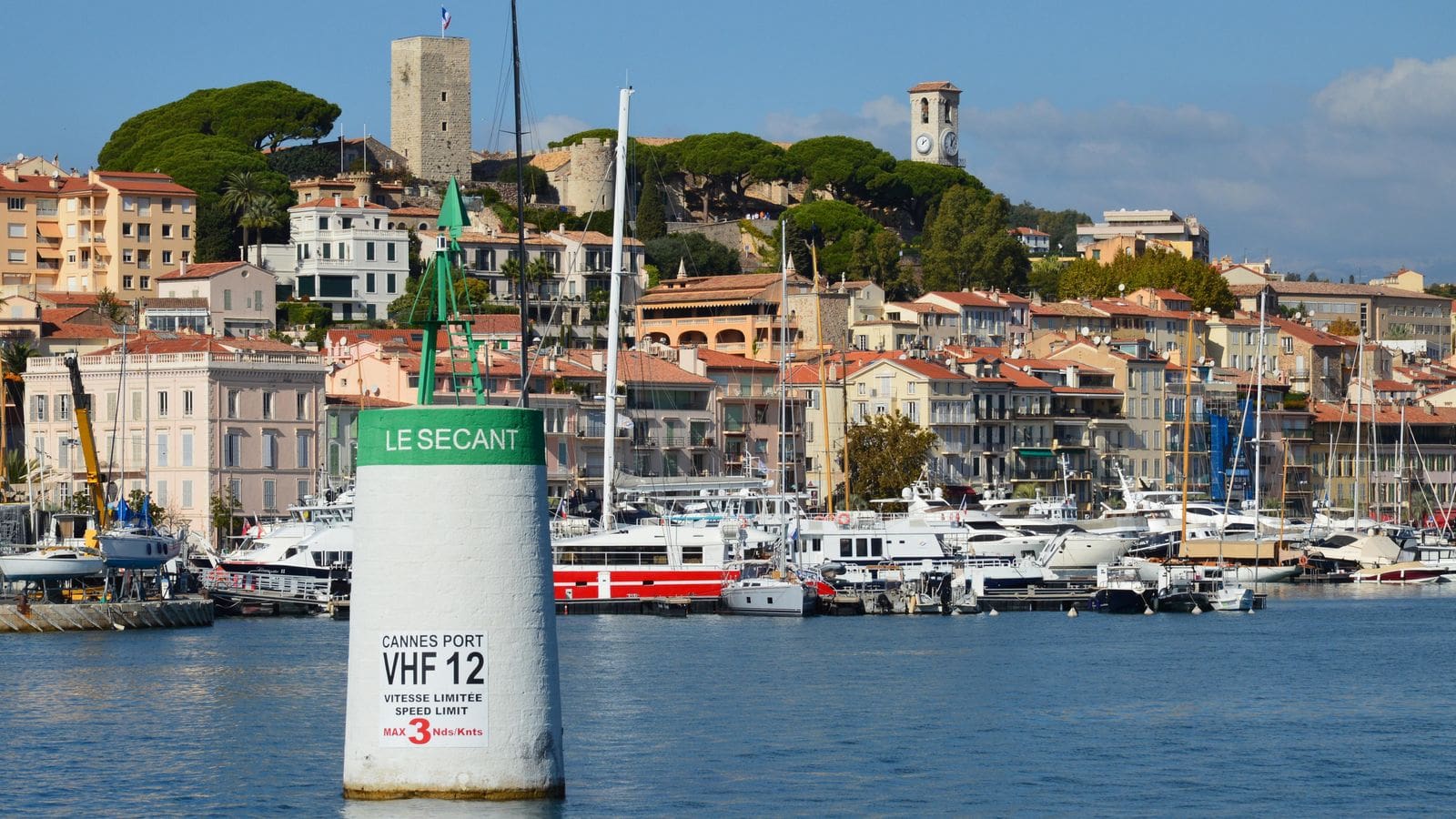 Riviera Franceză: 14 sfaturi pentru Coasta de Azur în 2026 17 Vechiul port și cartierul Le Suquet din Cannes