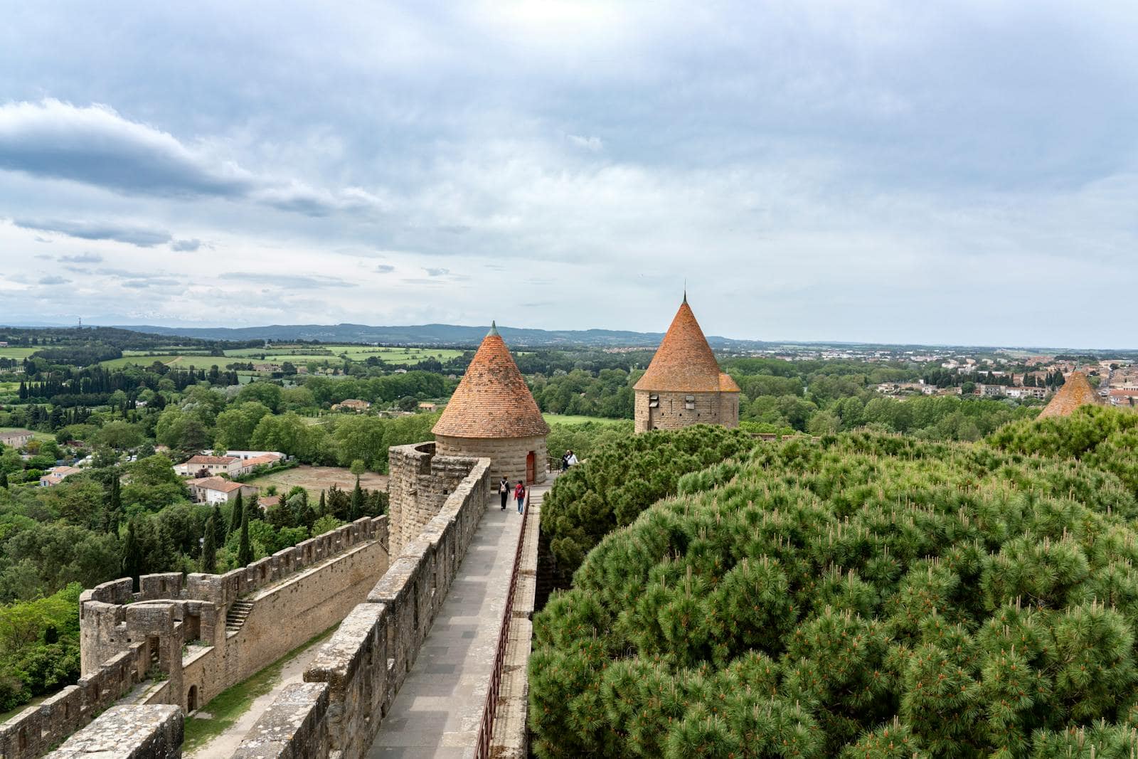 Carcassonne, Franța: 12 lucruri de văzut în 2026 7 Plimbarea uluitoare pe ziduri