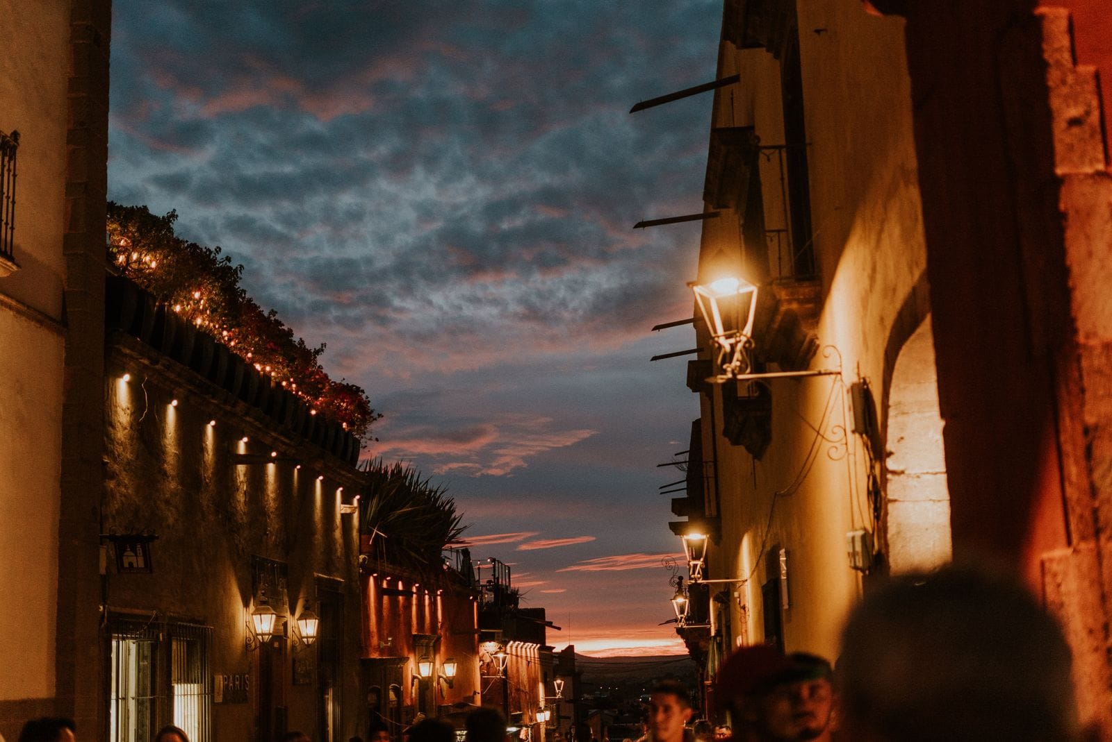 San Miguel de Allende: 12 sfaturi + orașul colonial Bajío 8 Callejoneada tradițională