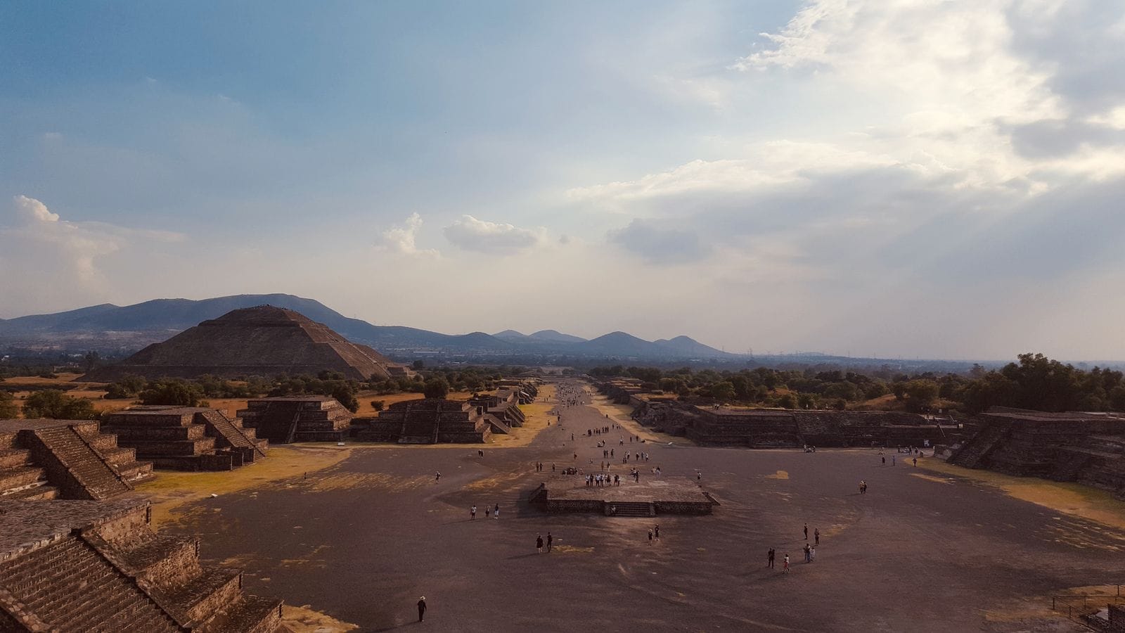 Teotihuacán: piramidy, lot balonem i wycieczka z Mexico City 4 Aleja Umarłych w Teotihuacánie