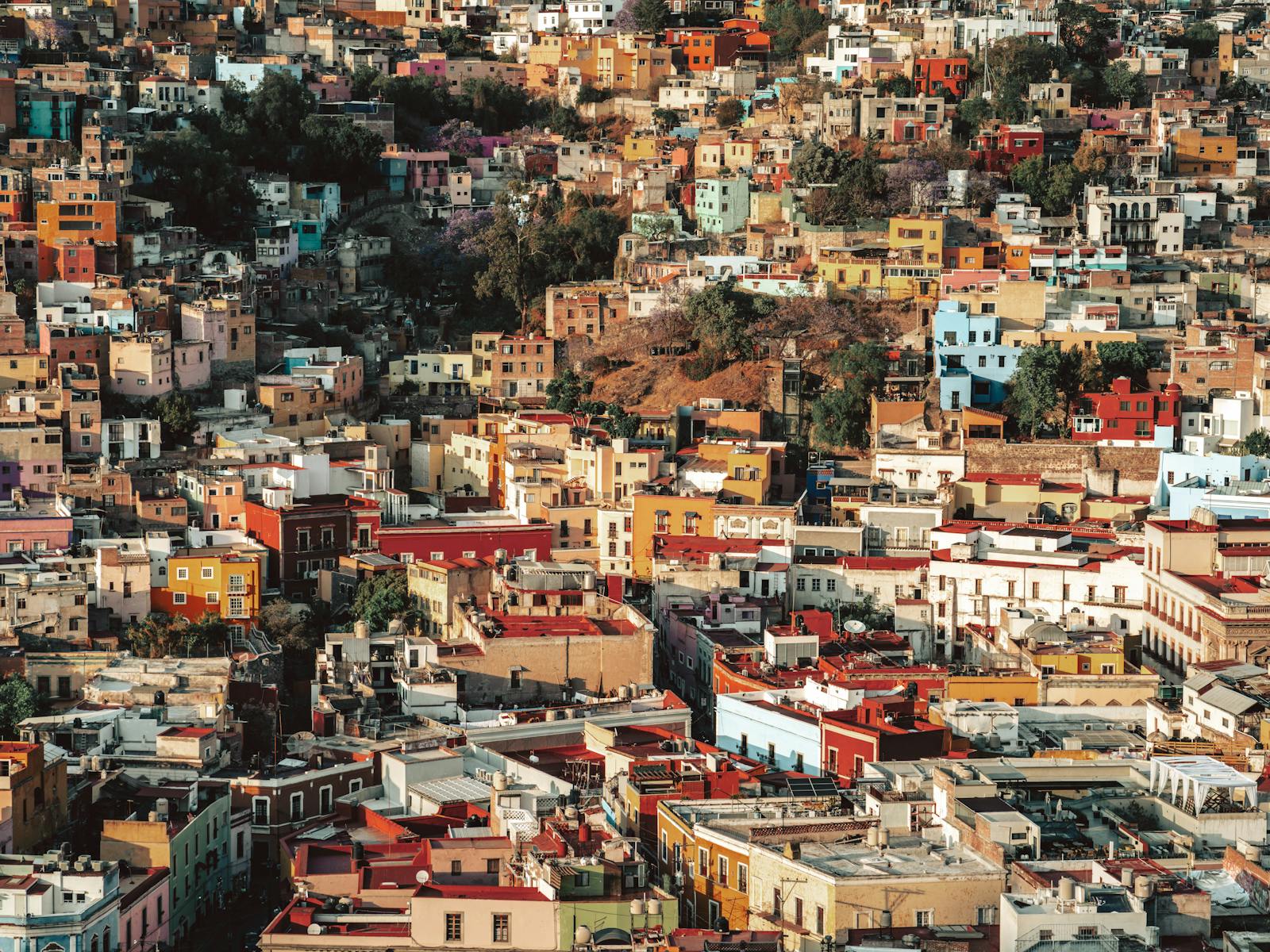 Vacanza in Messico: 20 idee su dove andare e cosa vedere nel 2026 9 Le case colorate di Guanajuato