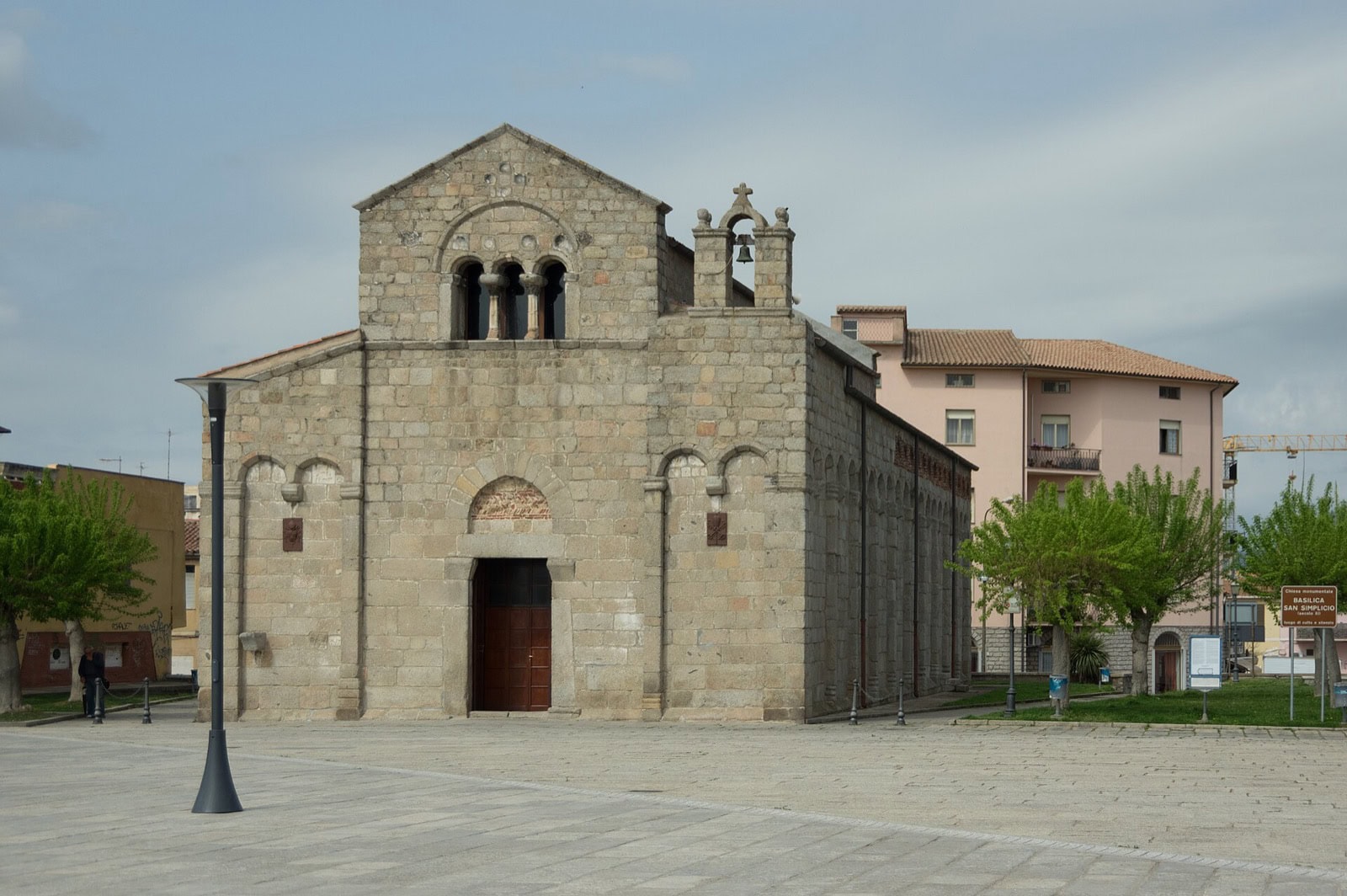 Costa Smeralda și nordul Sardiniei: 12 lucruri de văzut și făcut 13 Bazilica romanică San Simplicio din Olbia